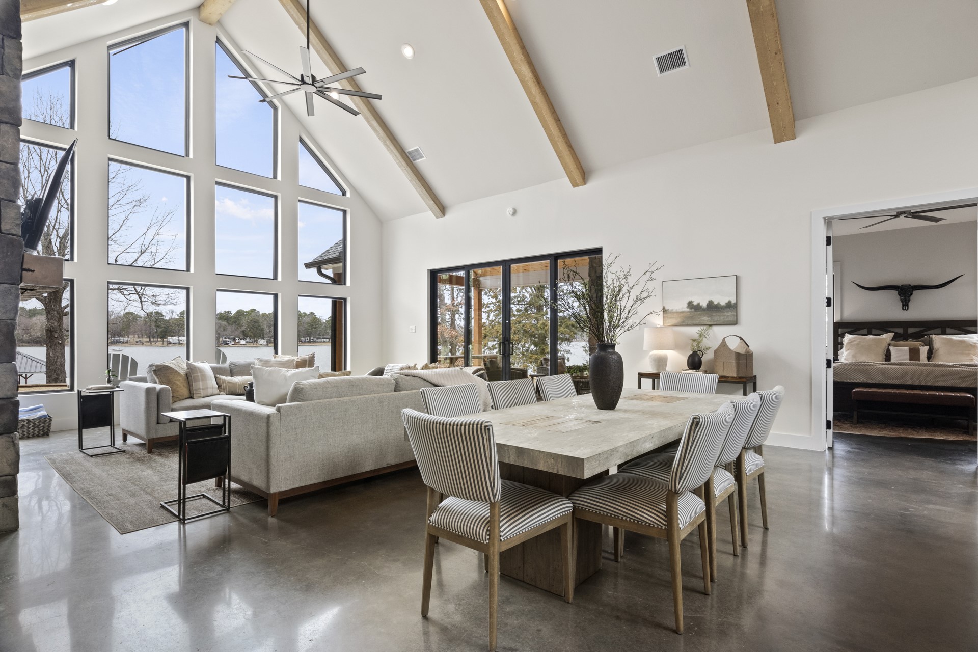 208 County Road 2129