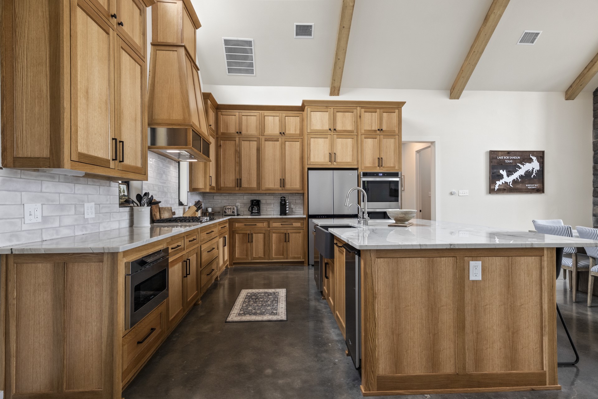 208 County Road 2129