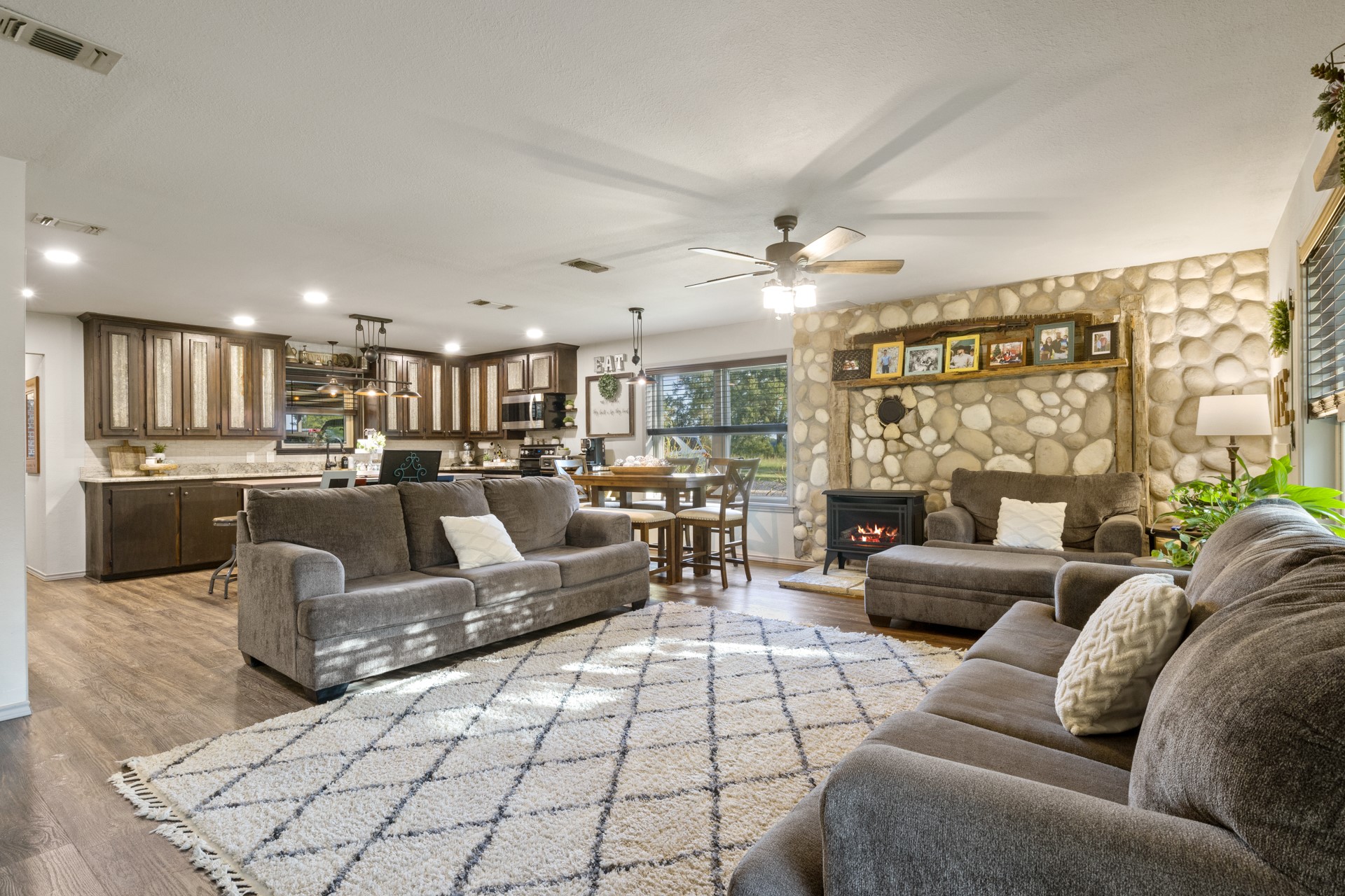 1663 County Road 1405