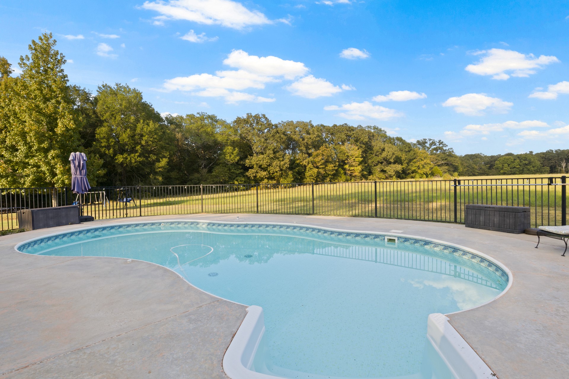 1663 County Road 1405