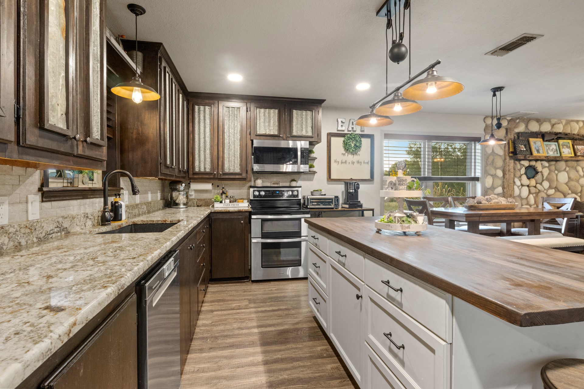 1663 County Road 1405