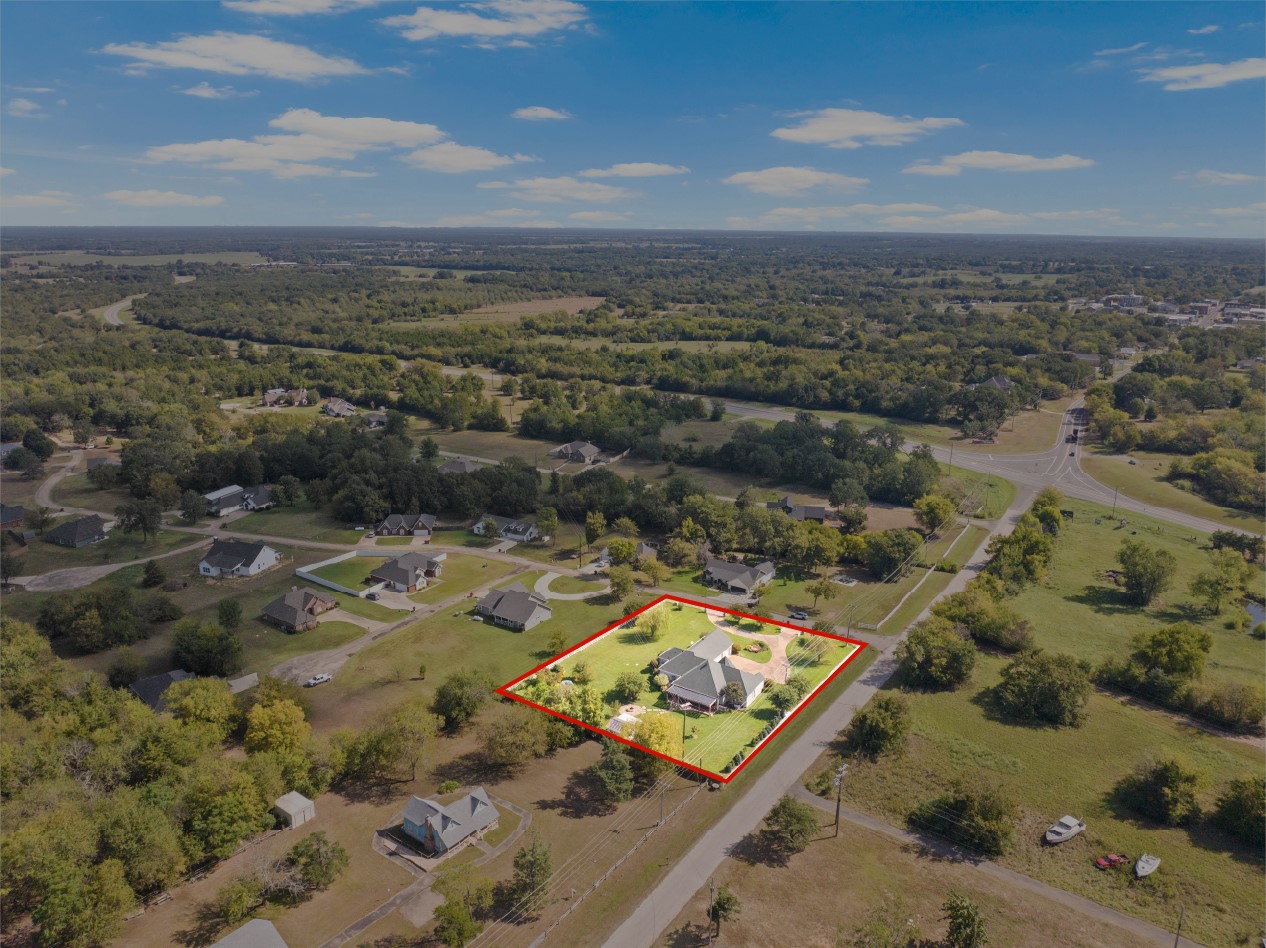 15 W Elmwood Drive