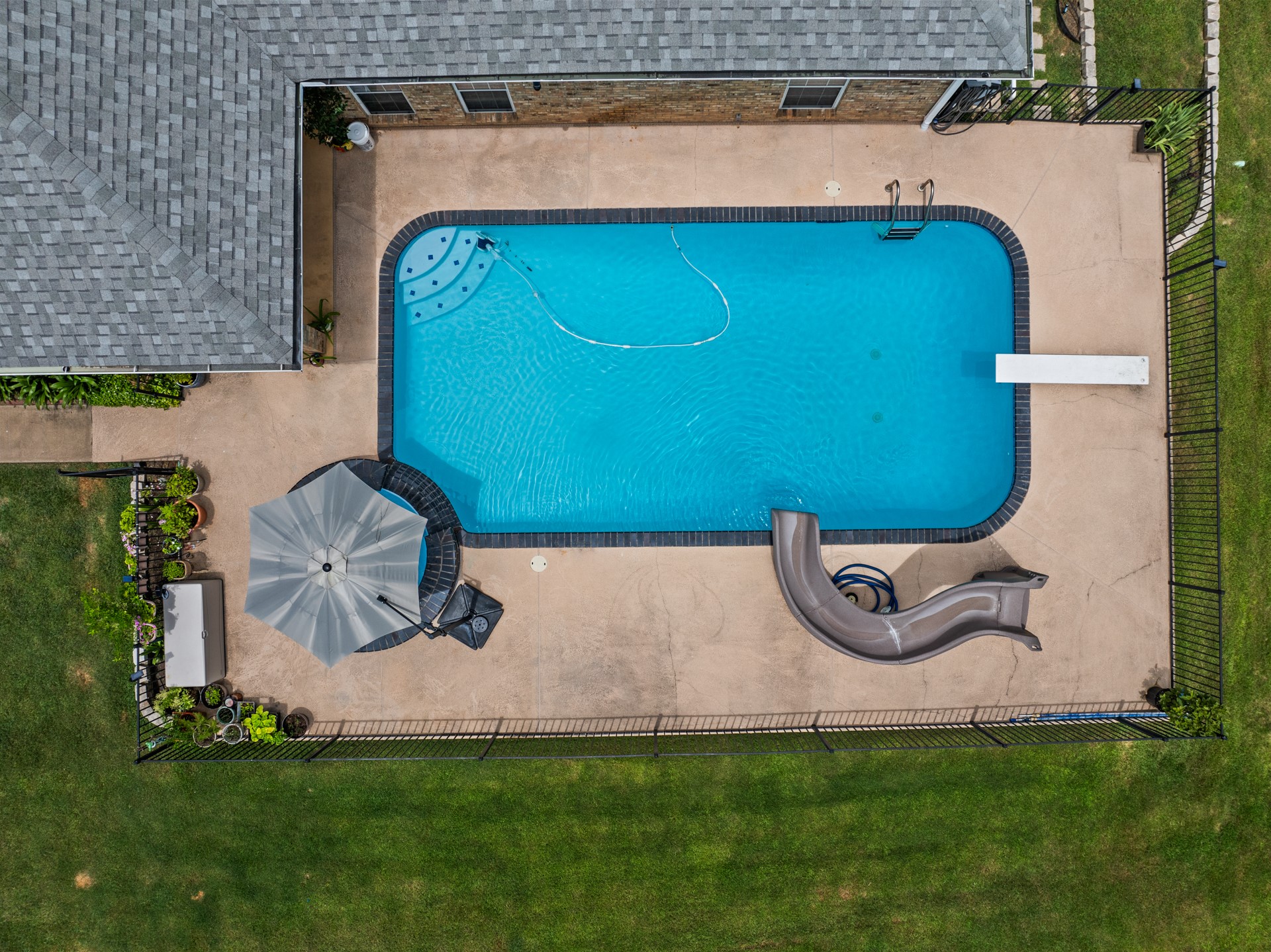 100 County Road 1132