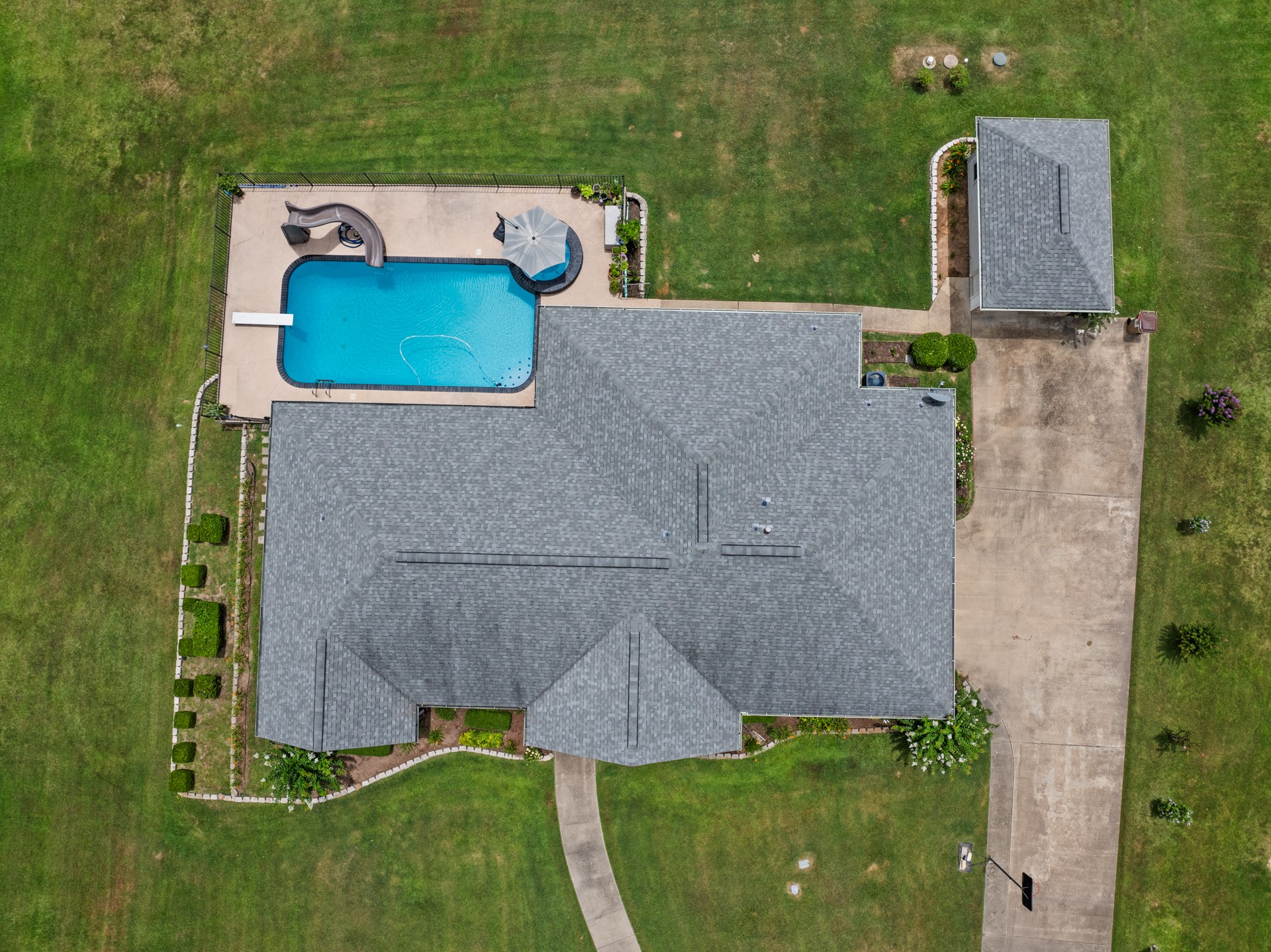 100 County Road 1132