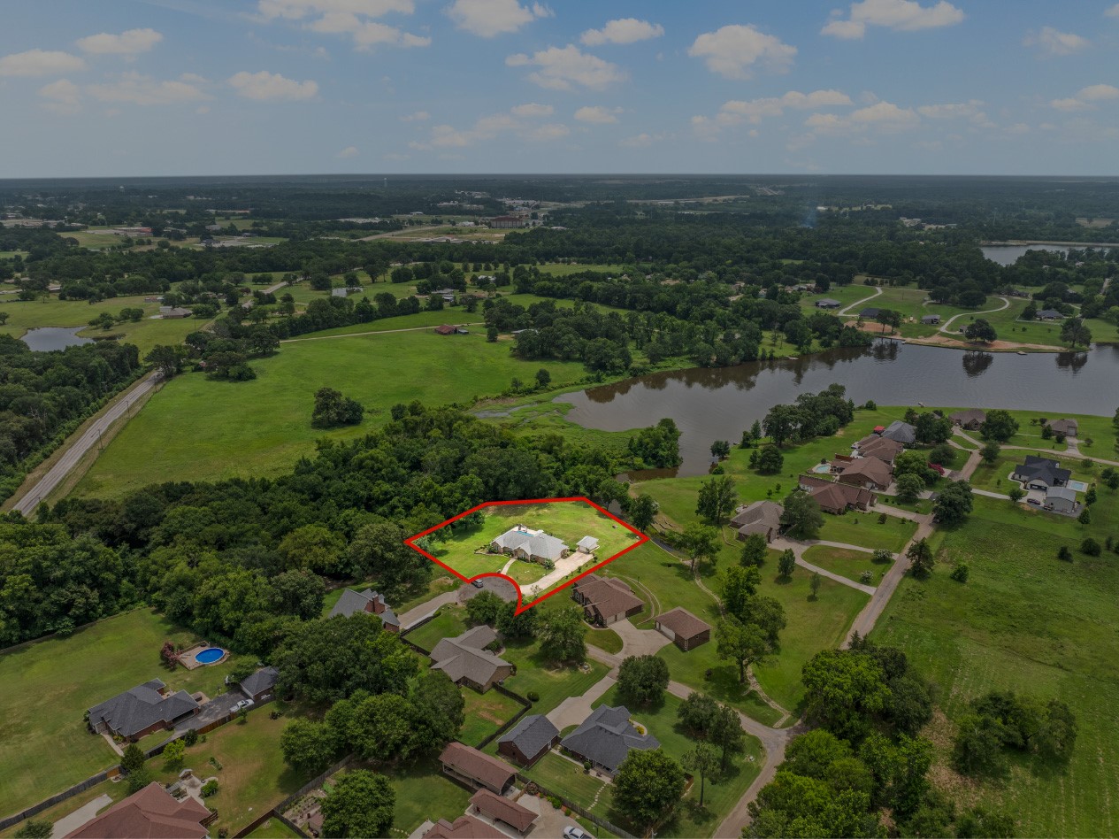 100 County Road 1132