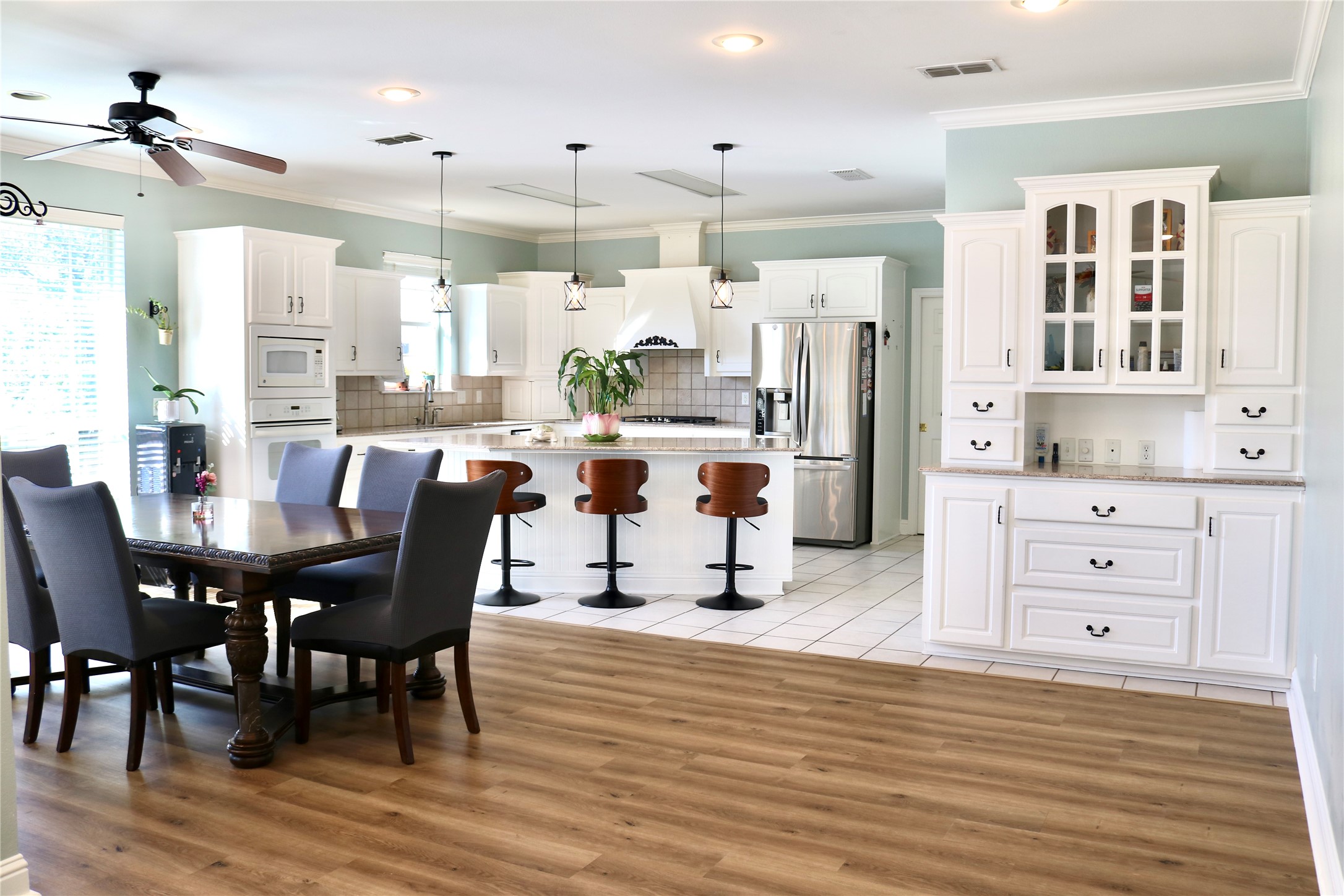100 County Road 1132