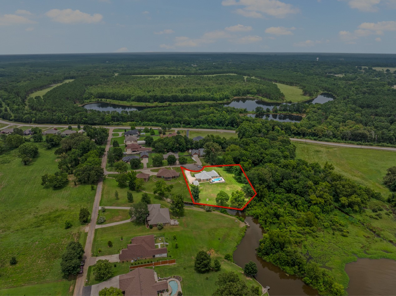 100 County Road 1132