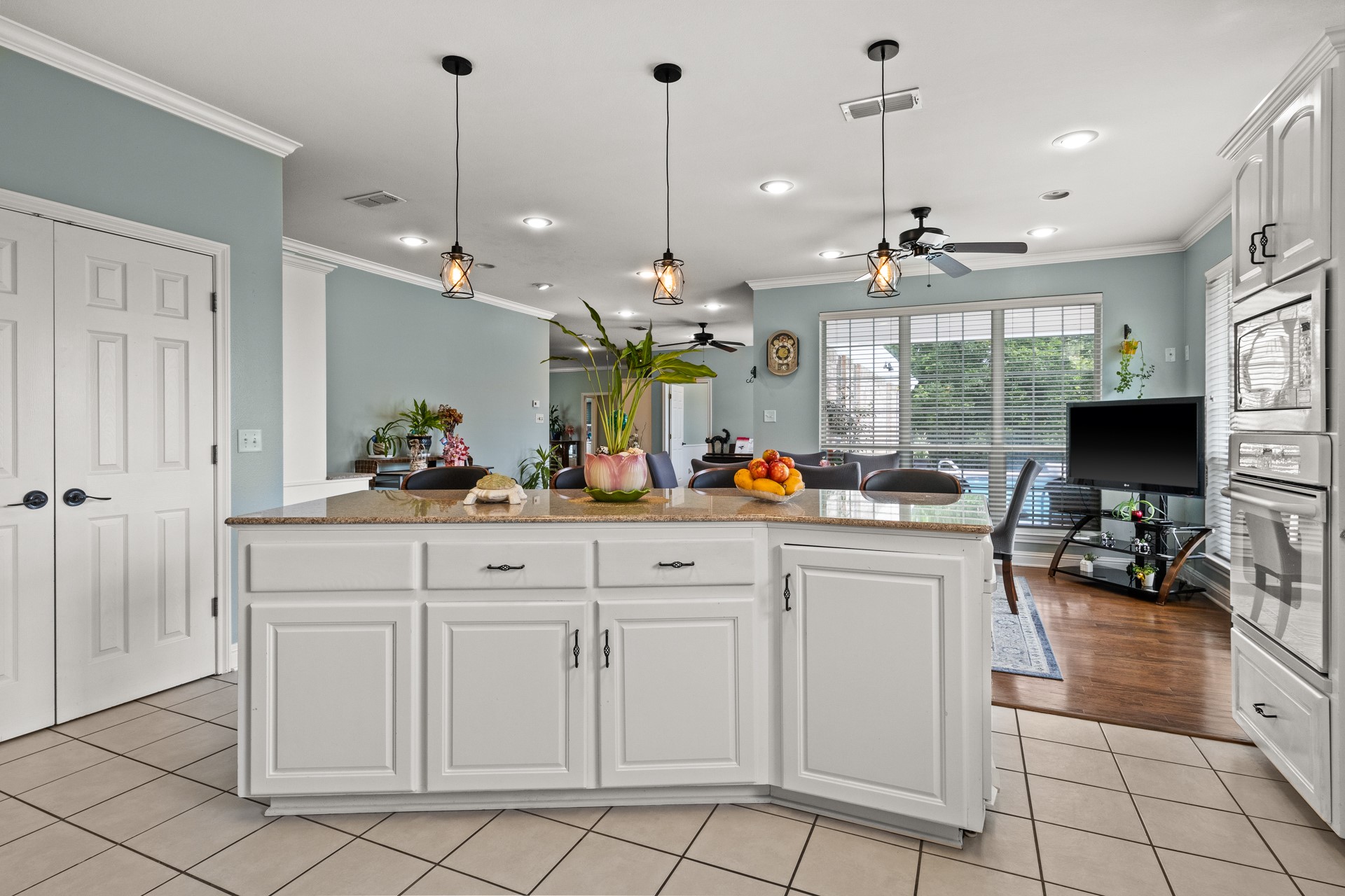 100 County Road 1132