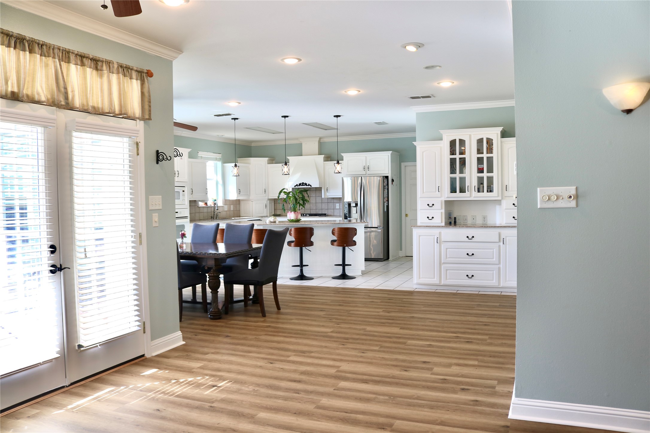 100 County Road 1132
