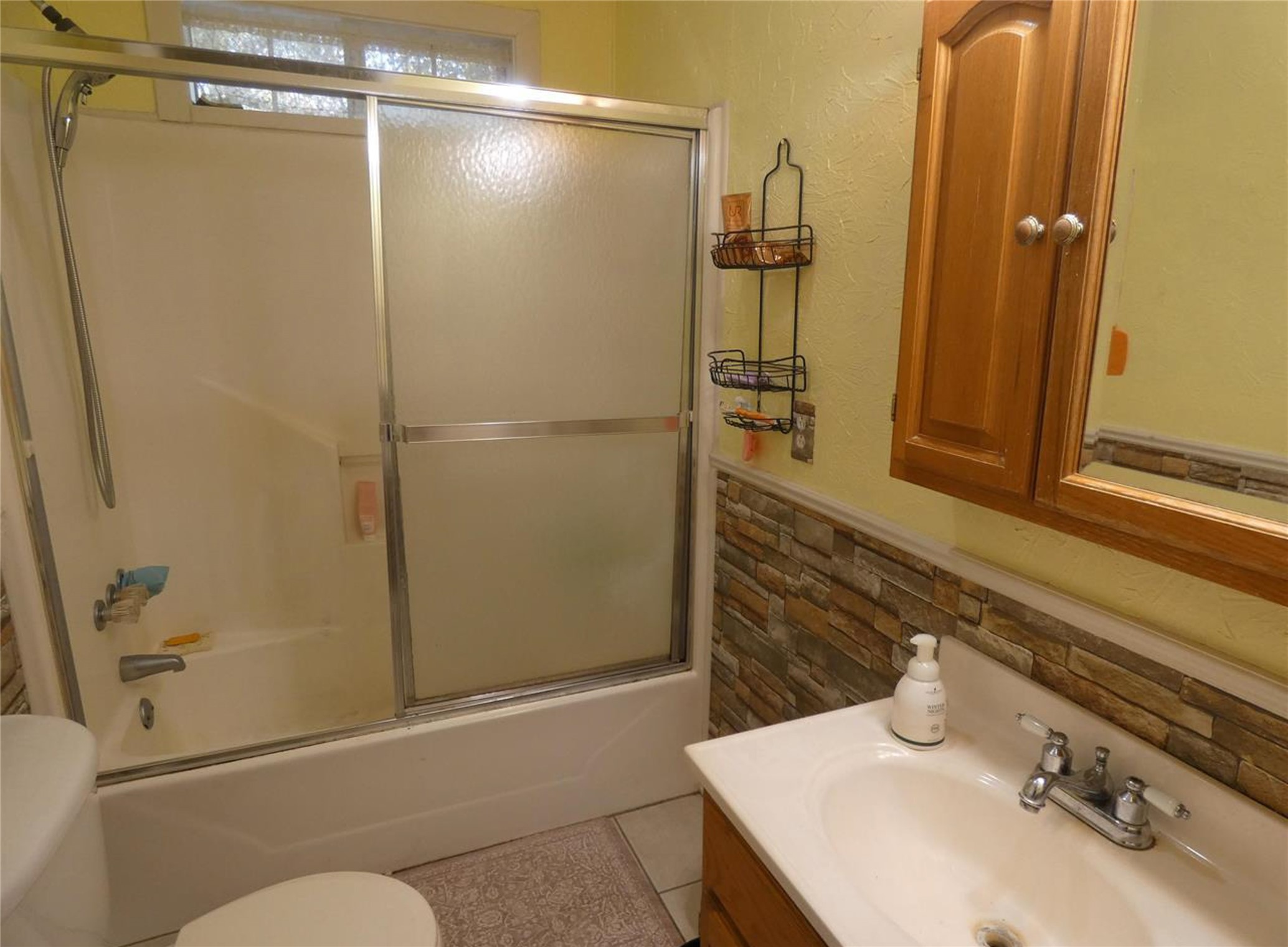 1637 County Road 1362