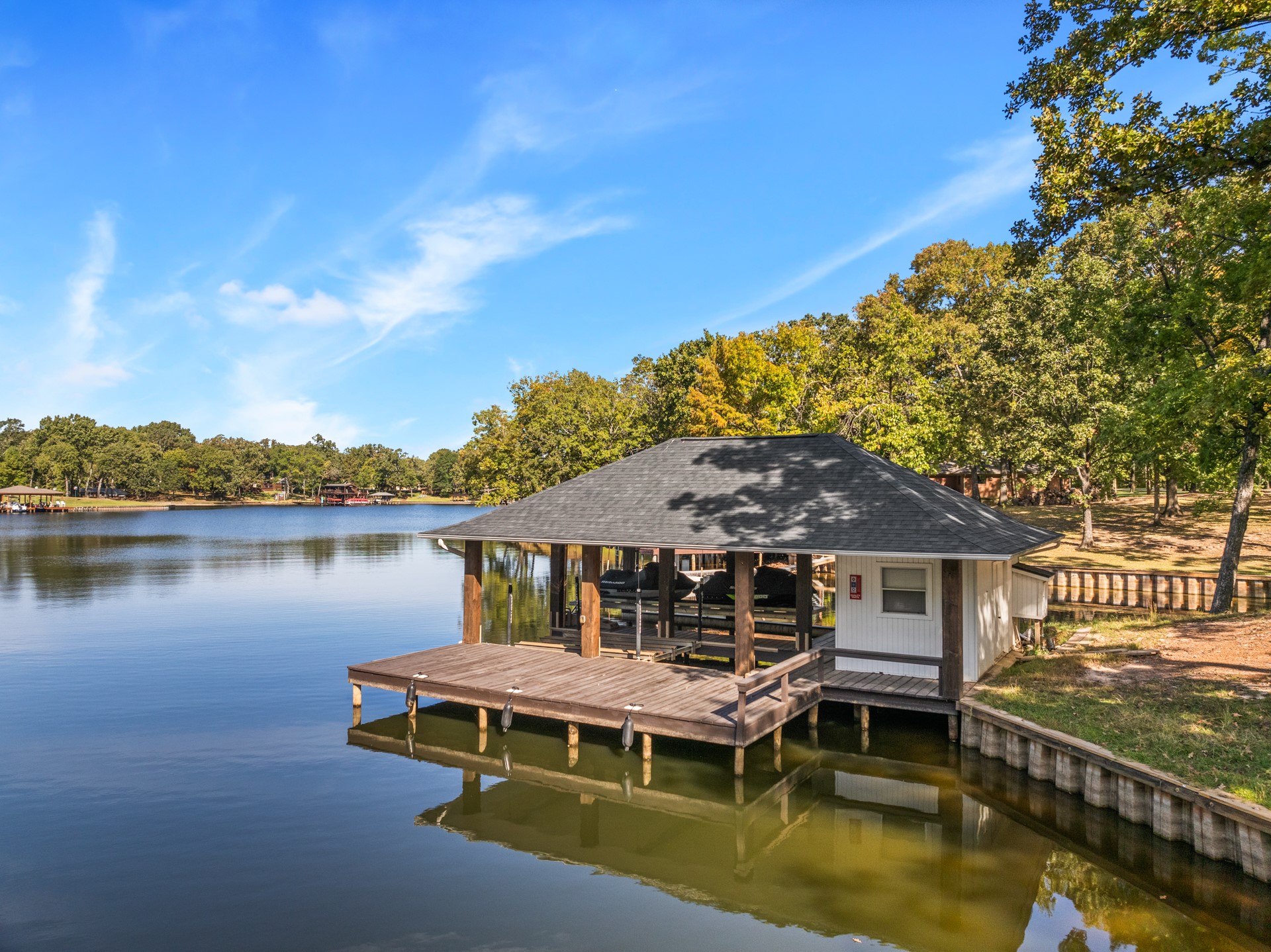 78 County Road 2137