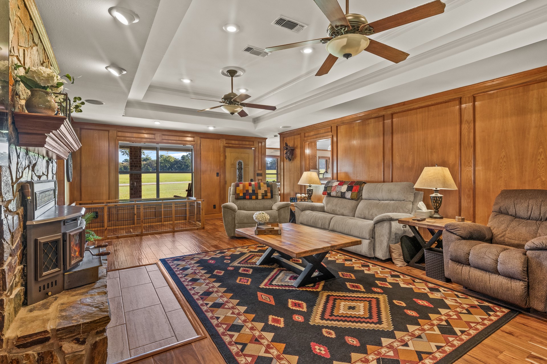 78 County Road 2137