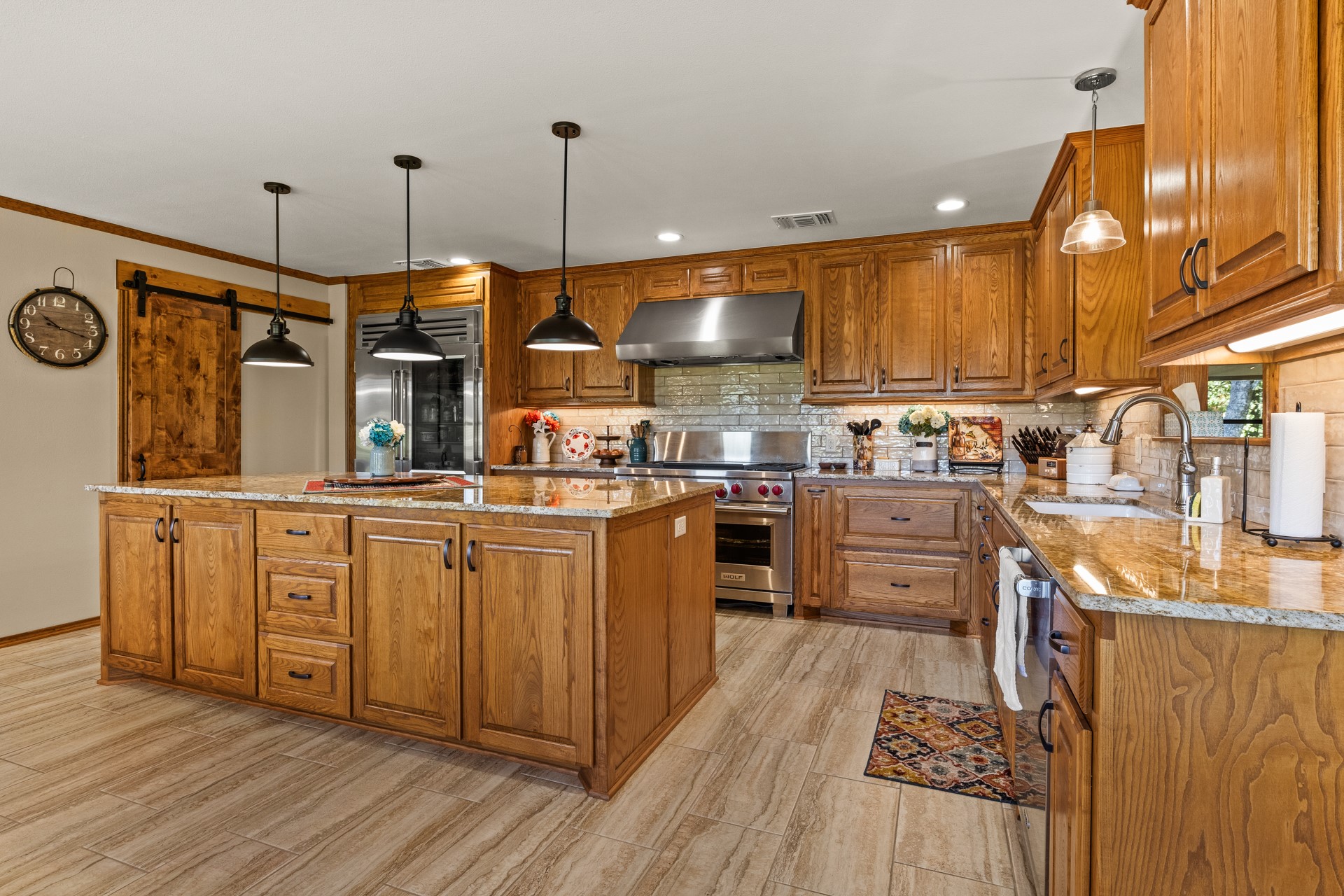 78 County Road 2137