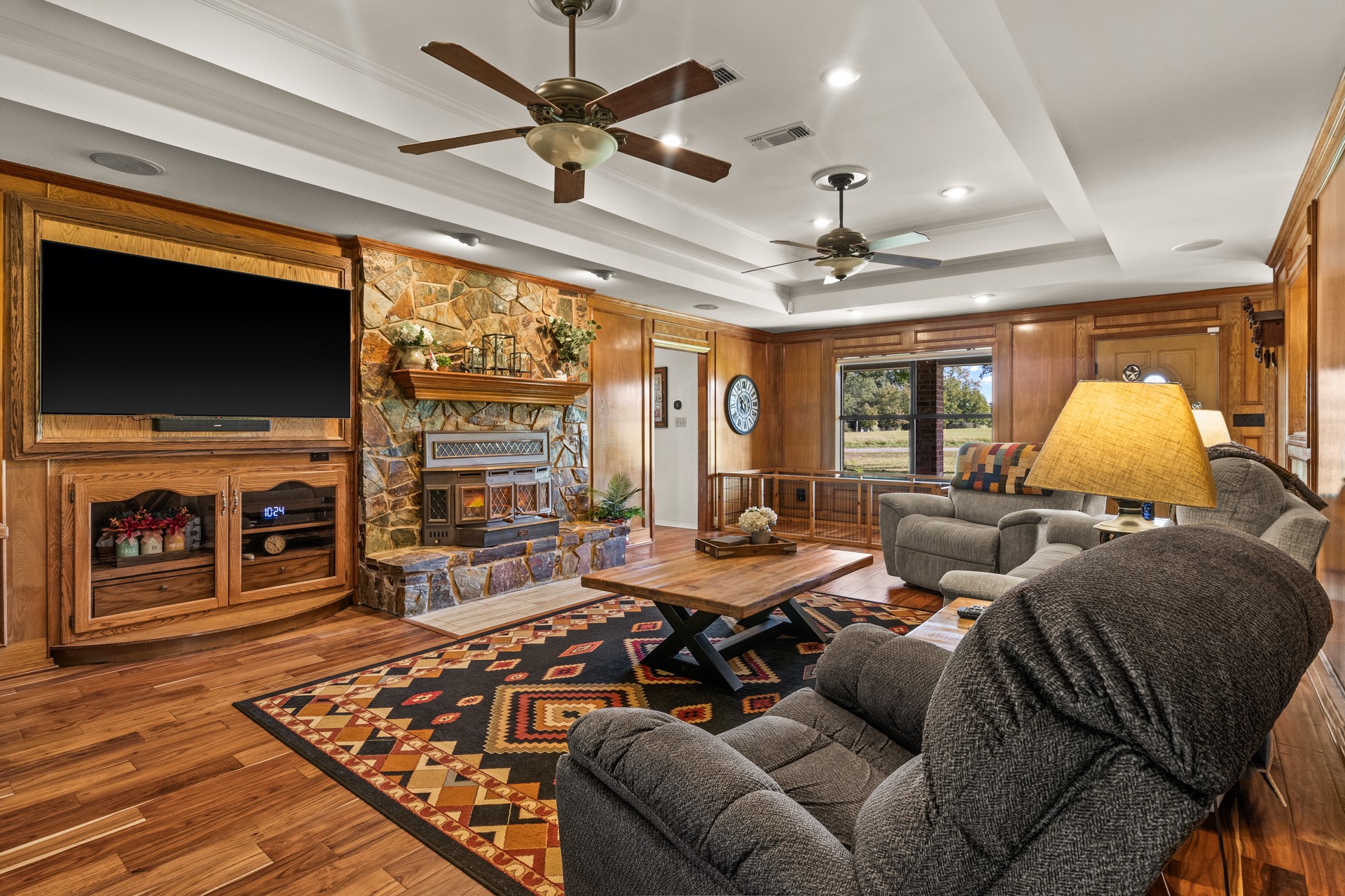 78 County Road 2137