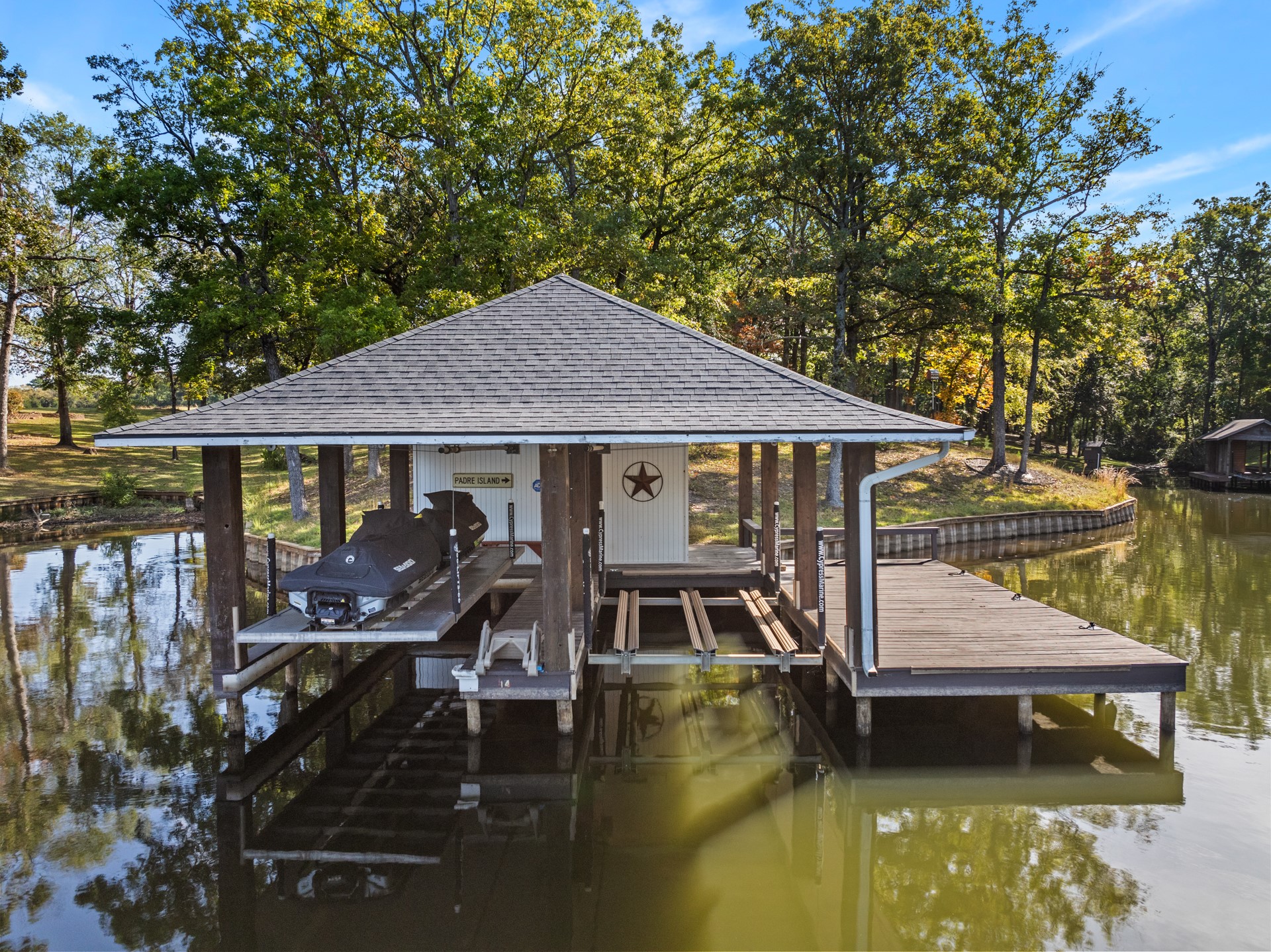 78 County Road 2137