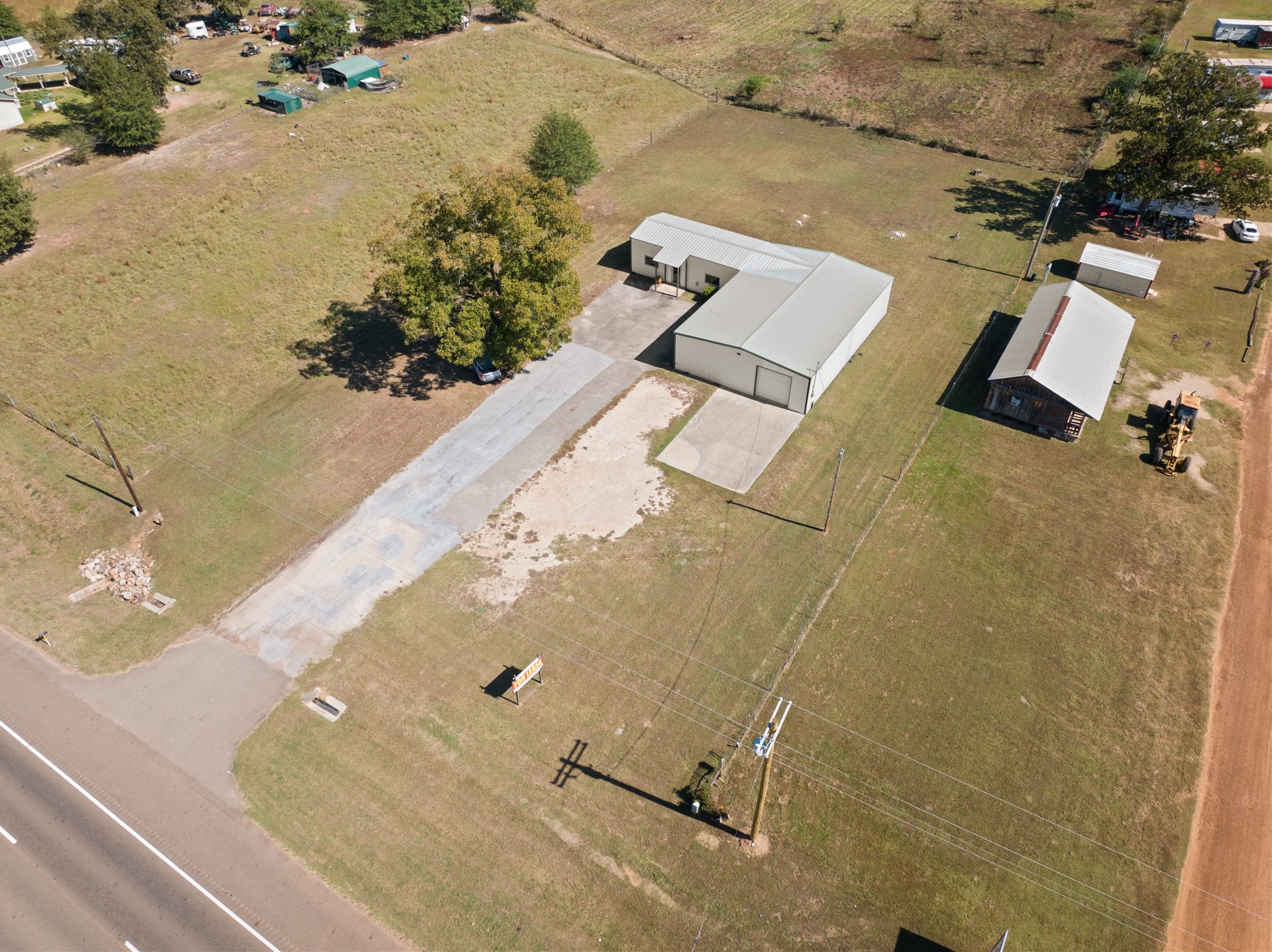 9108 N US Hwy 271