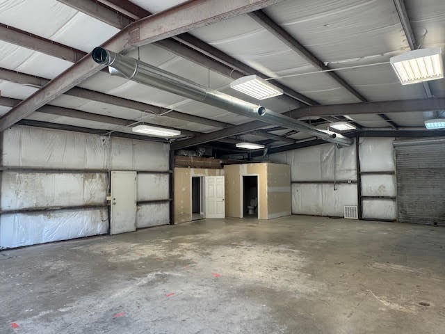 9108 N US Hwy 271