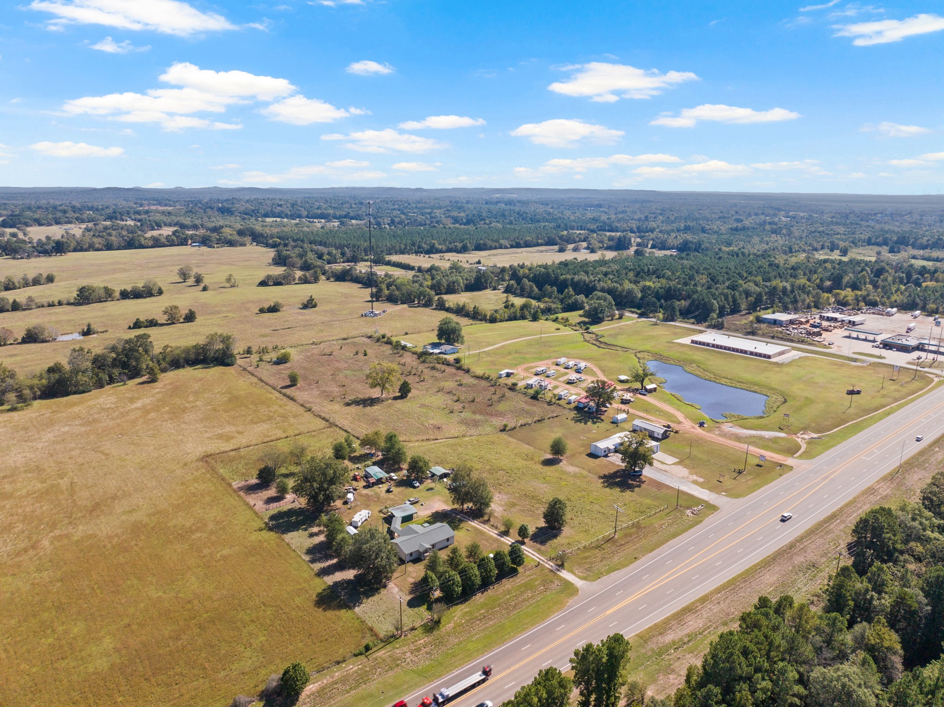 9108 N US Hwy 271
