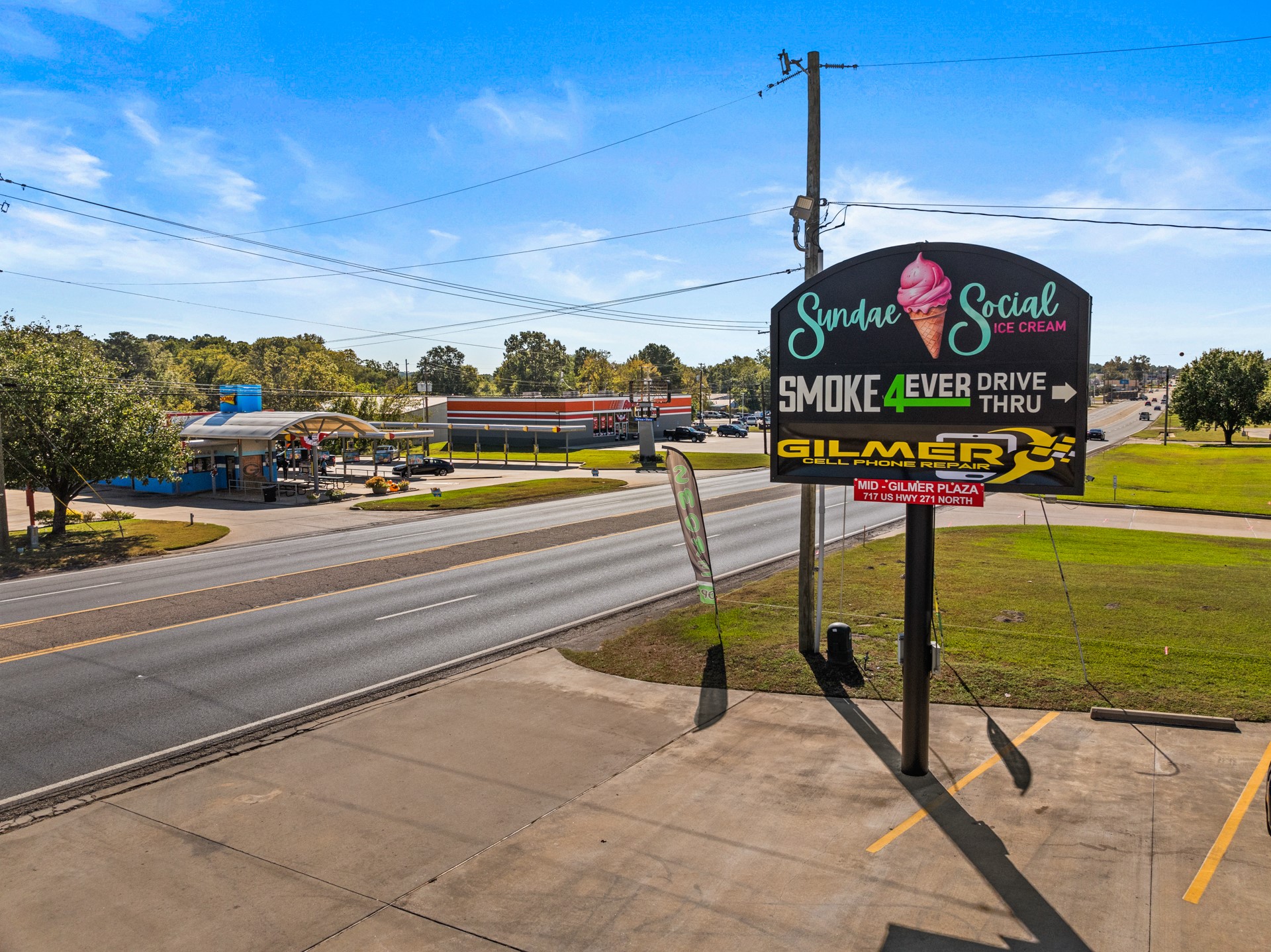 717 N US Hwy 271