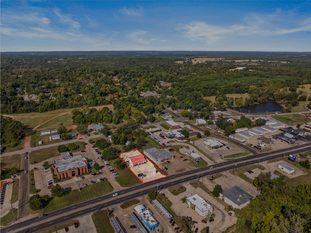 717 N US Hwy 271