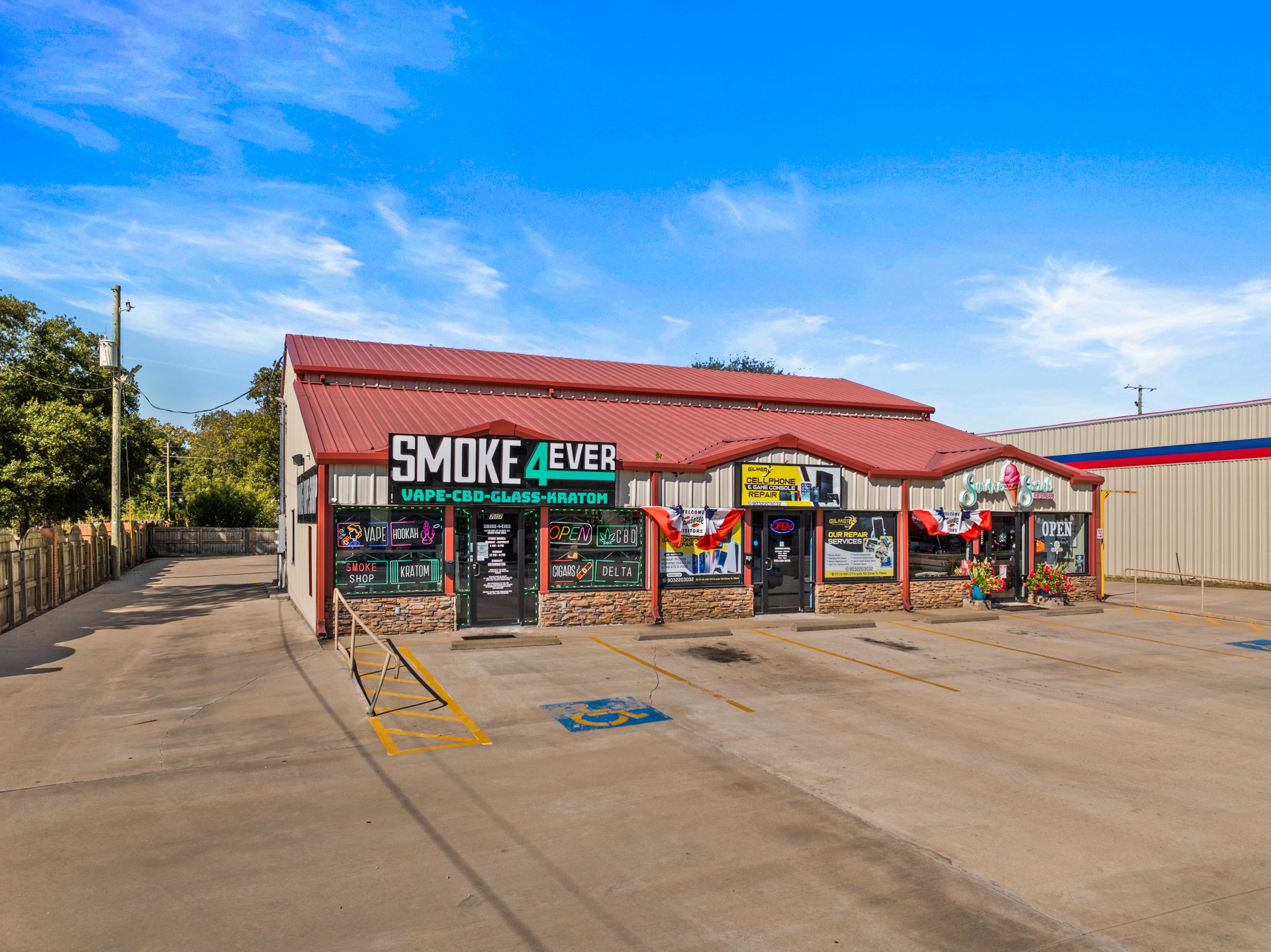717 N US Hwy 271