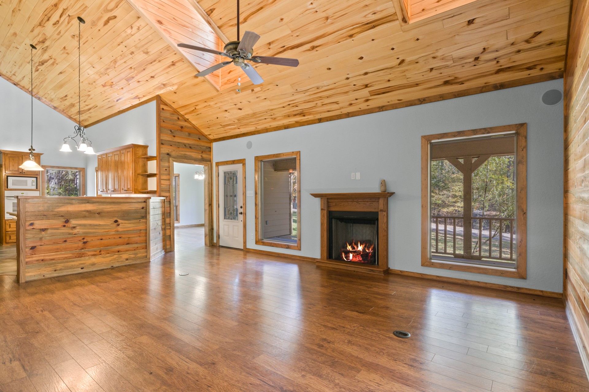 153 County Road 2433