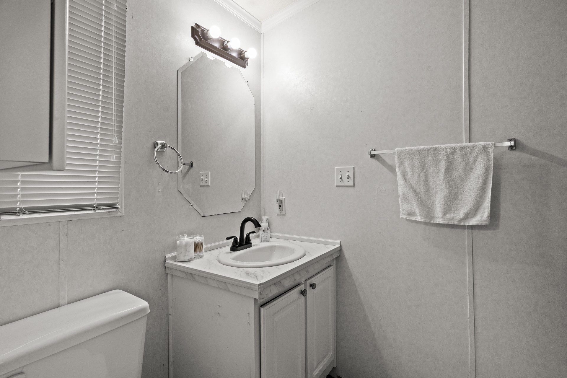 8155 Nasturtium Road