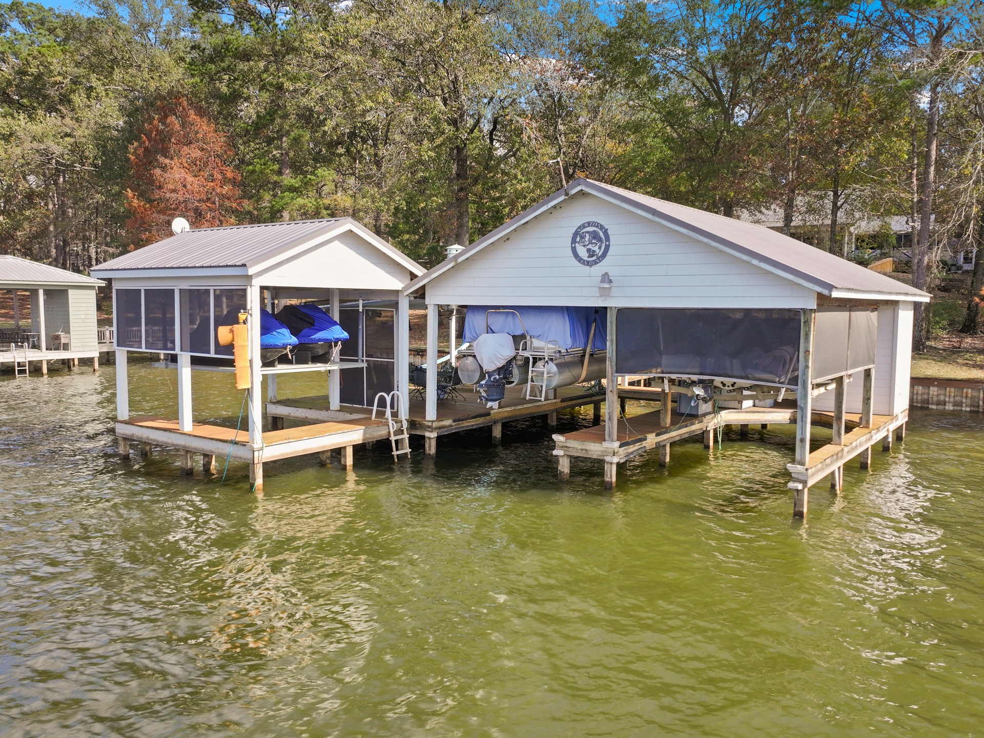 190 County Road 2452