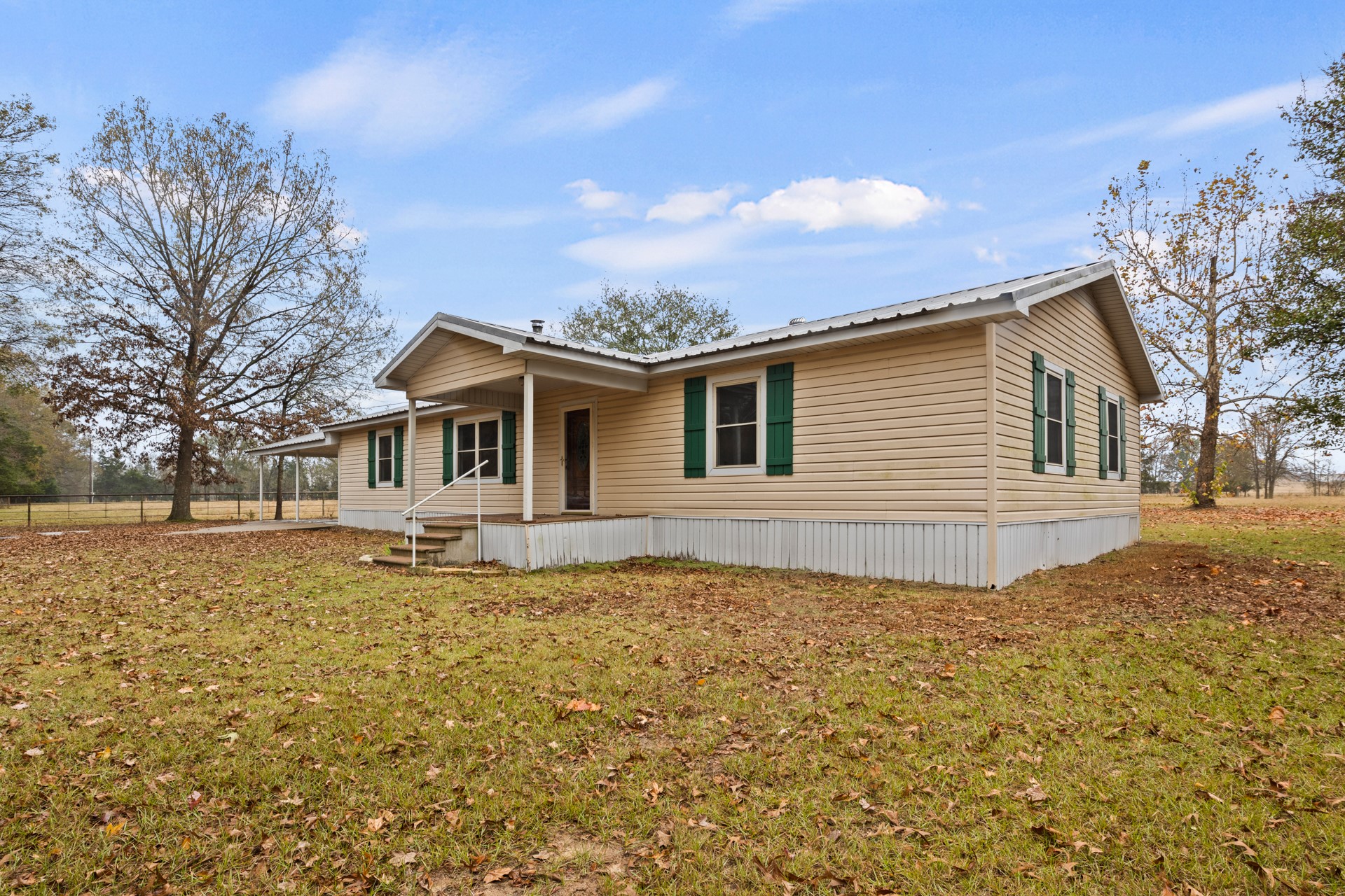 2638 SE County Road 4115