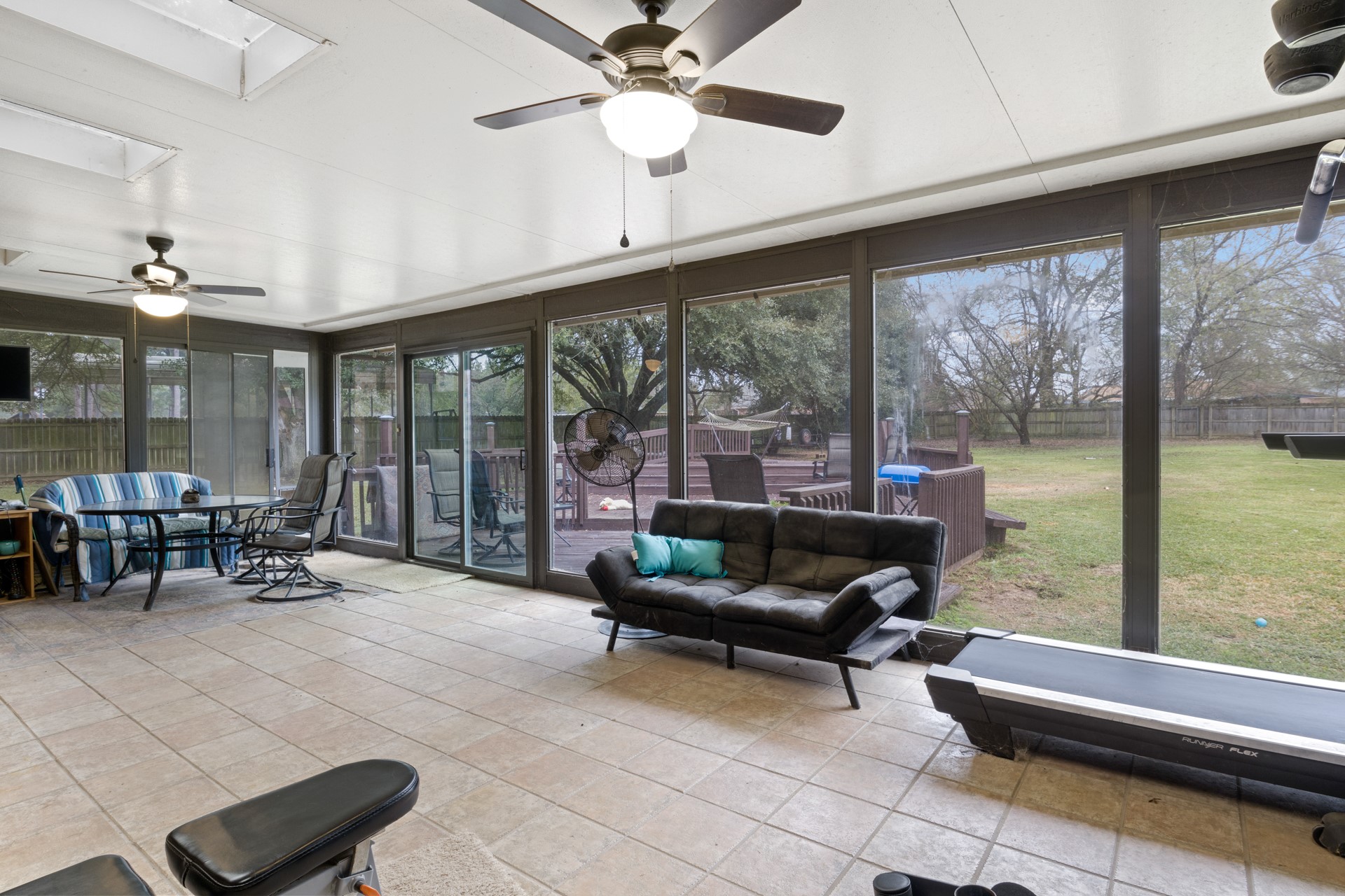 195 County Road 4164