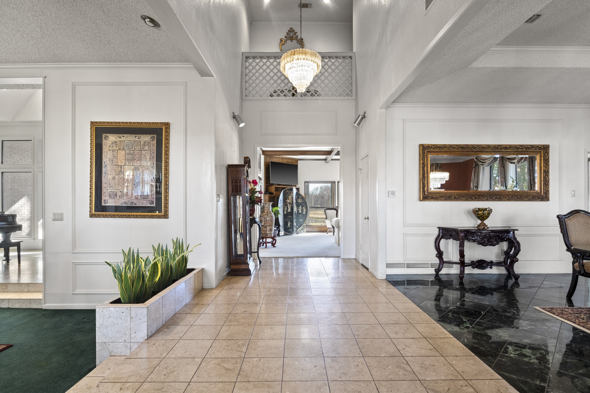 201 Country Club Drive