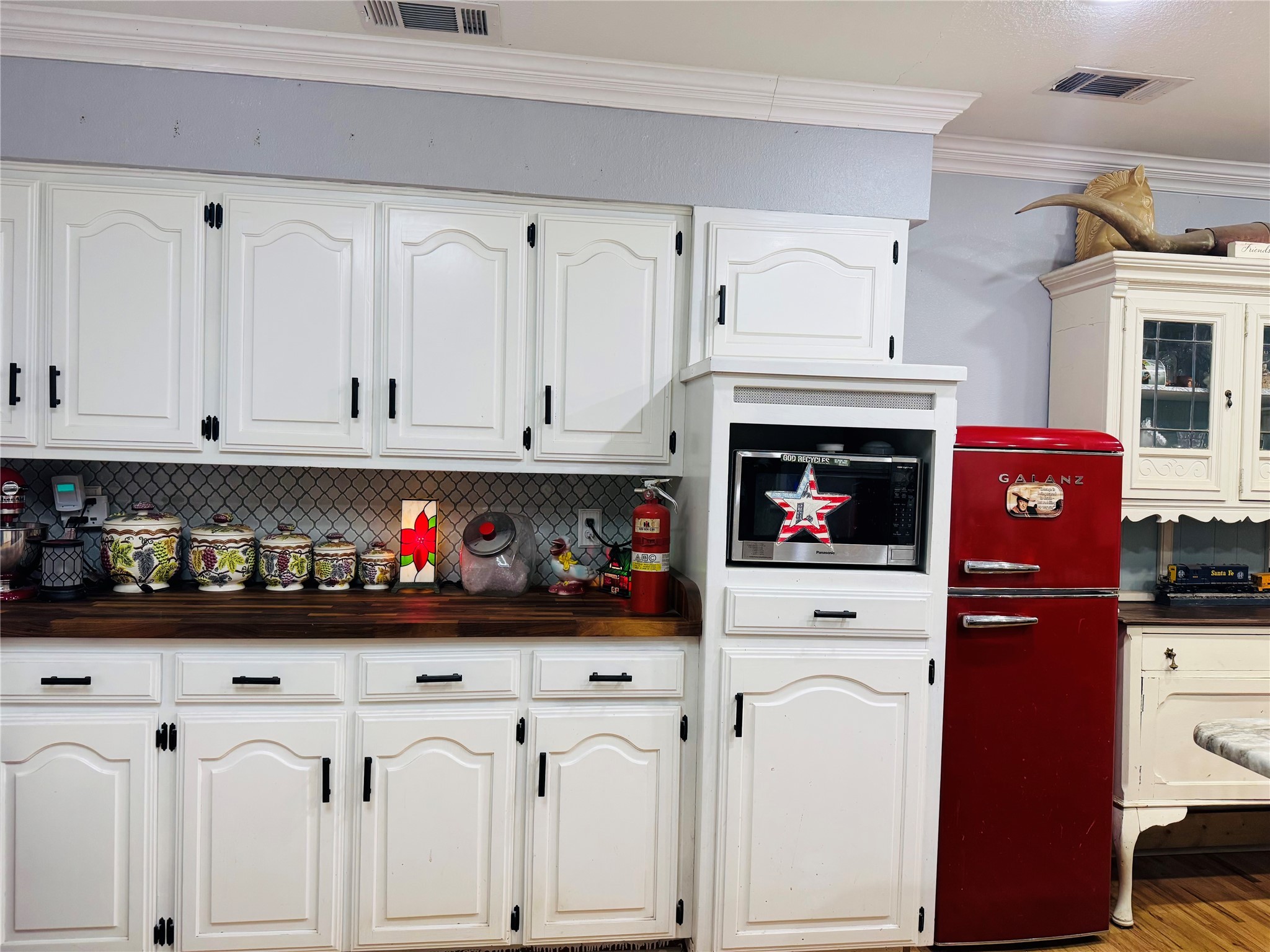 431 County Road 2715