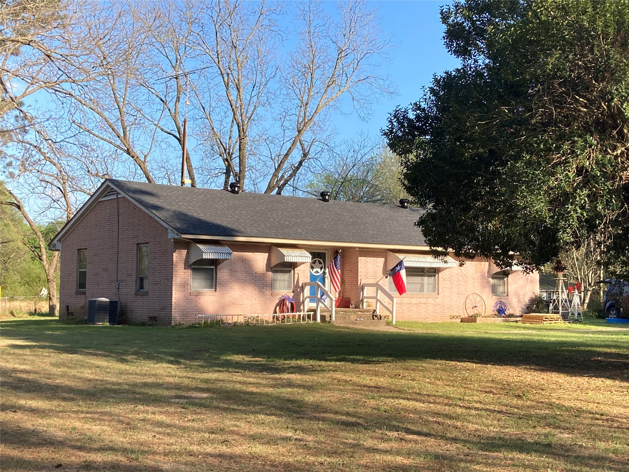 431 County Road 2715