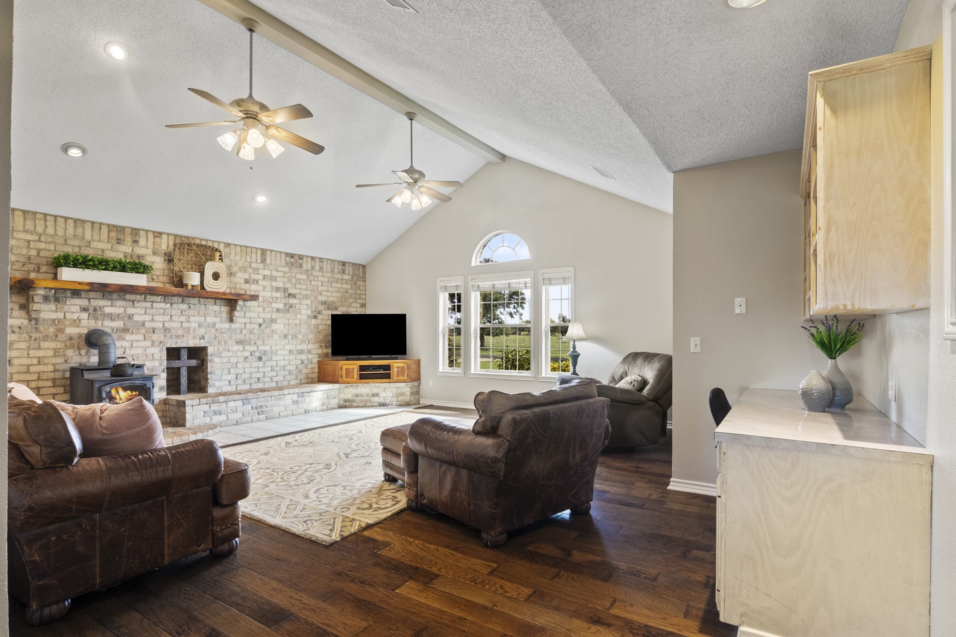 1881 SW County Road 3090