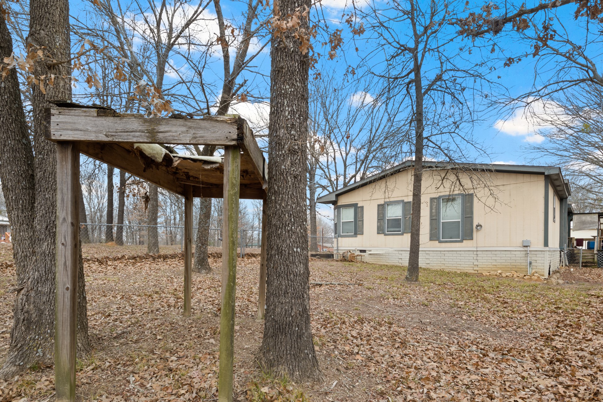 418 Broken Bow