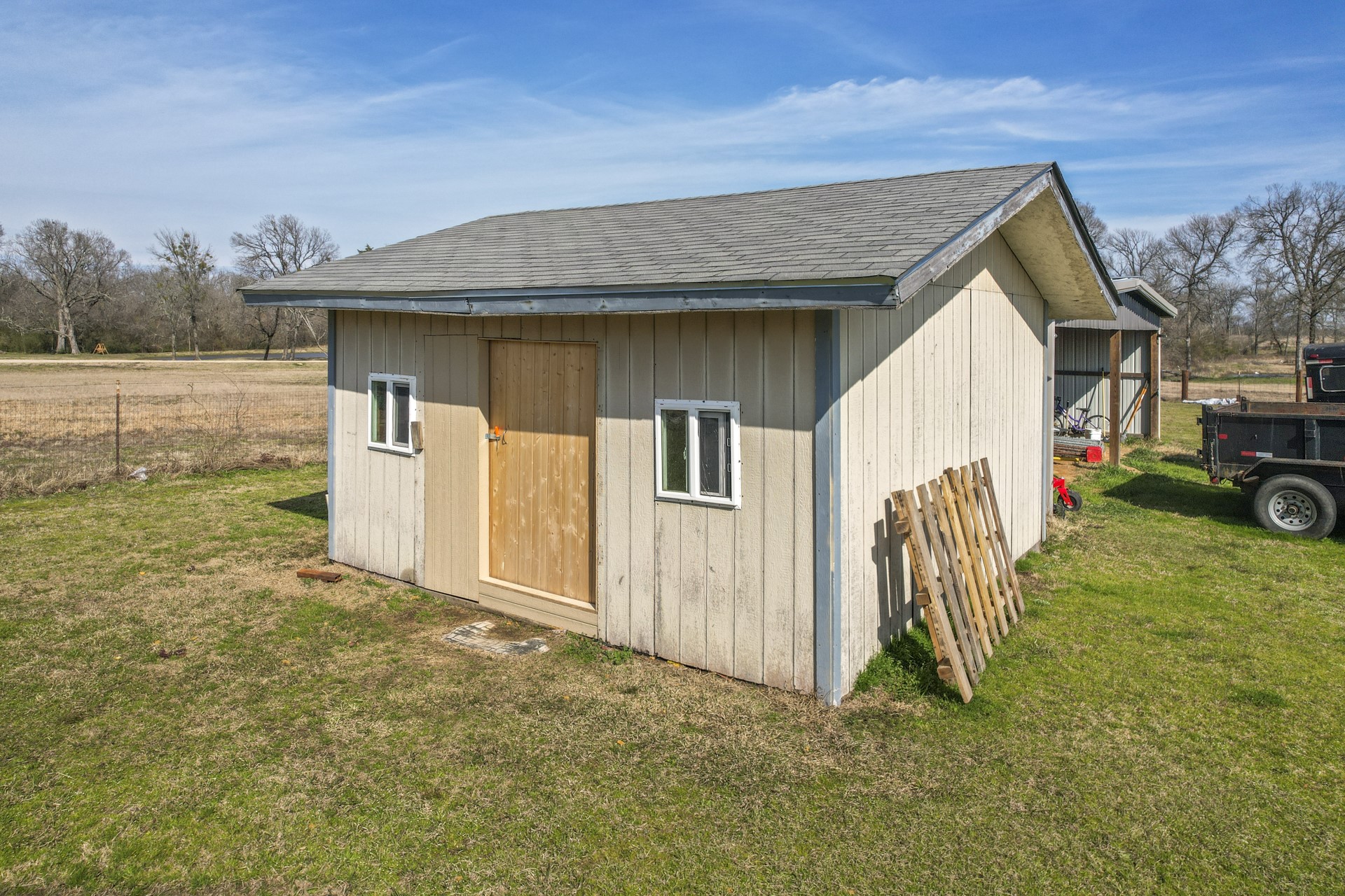 1960 County Road 1030