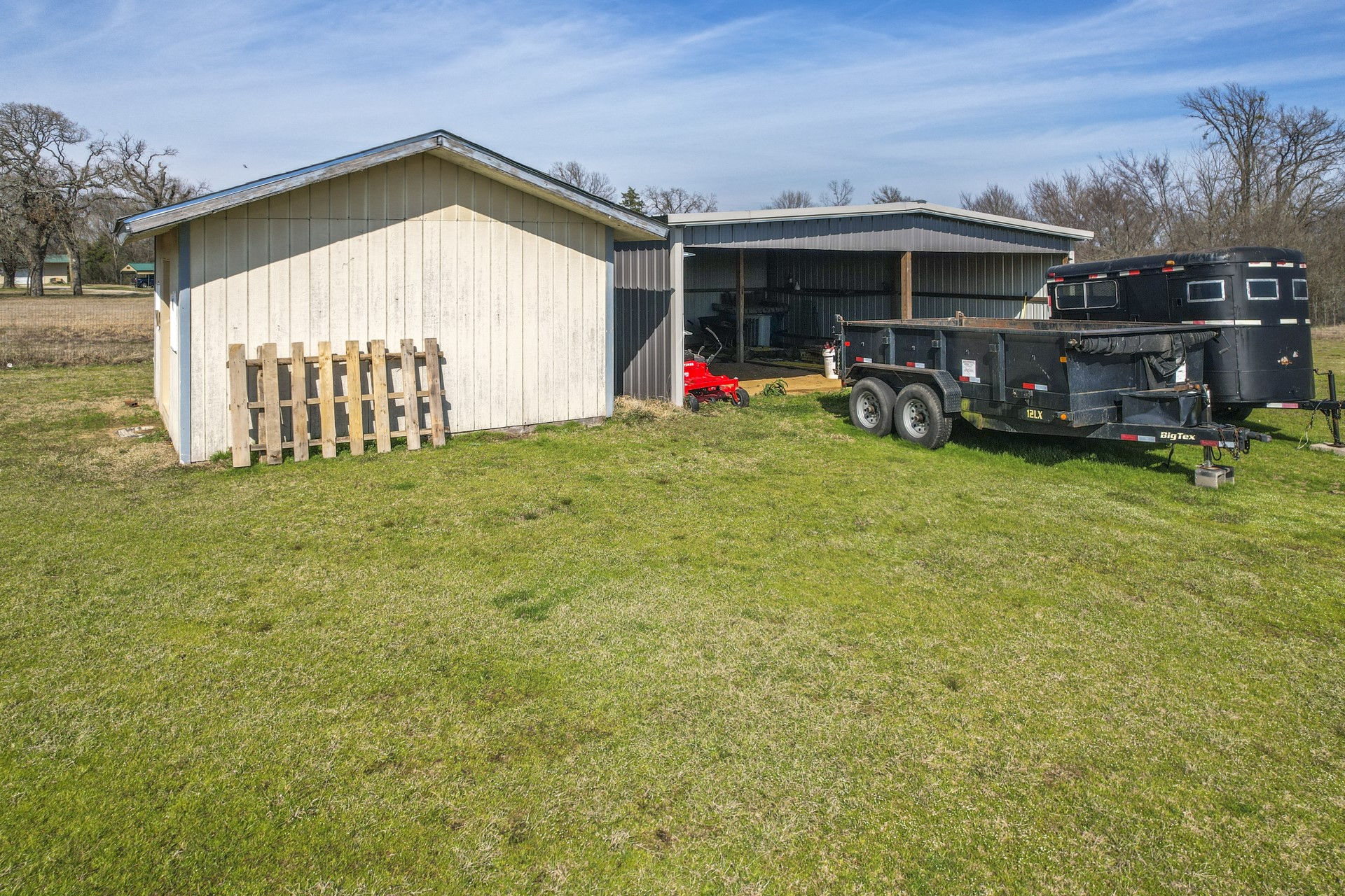 1960 County Road 1030