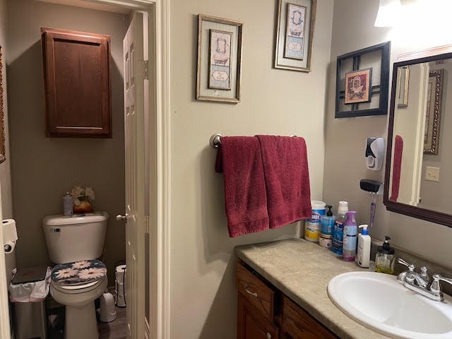 1960 County Road 1030