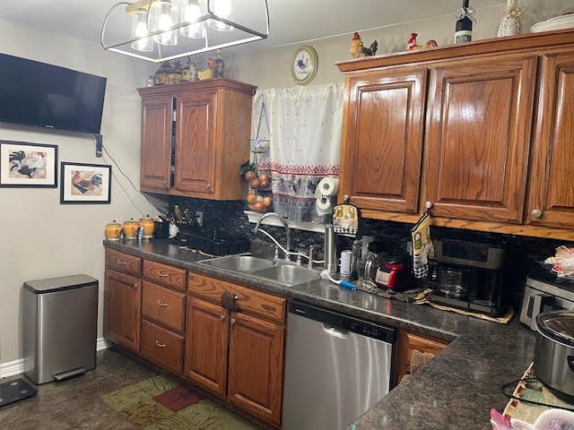 1960 County Road 1030