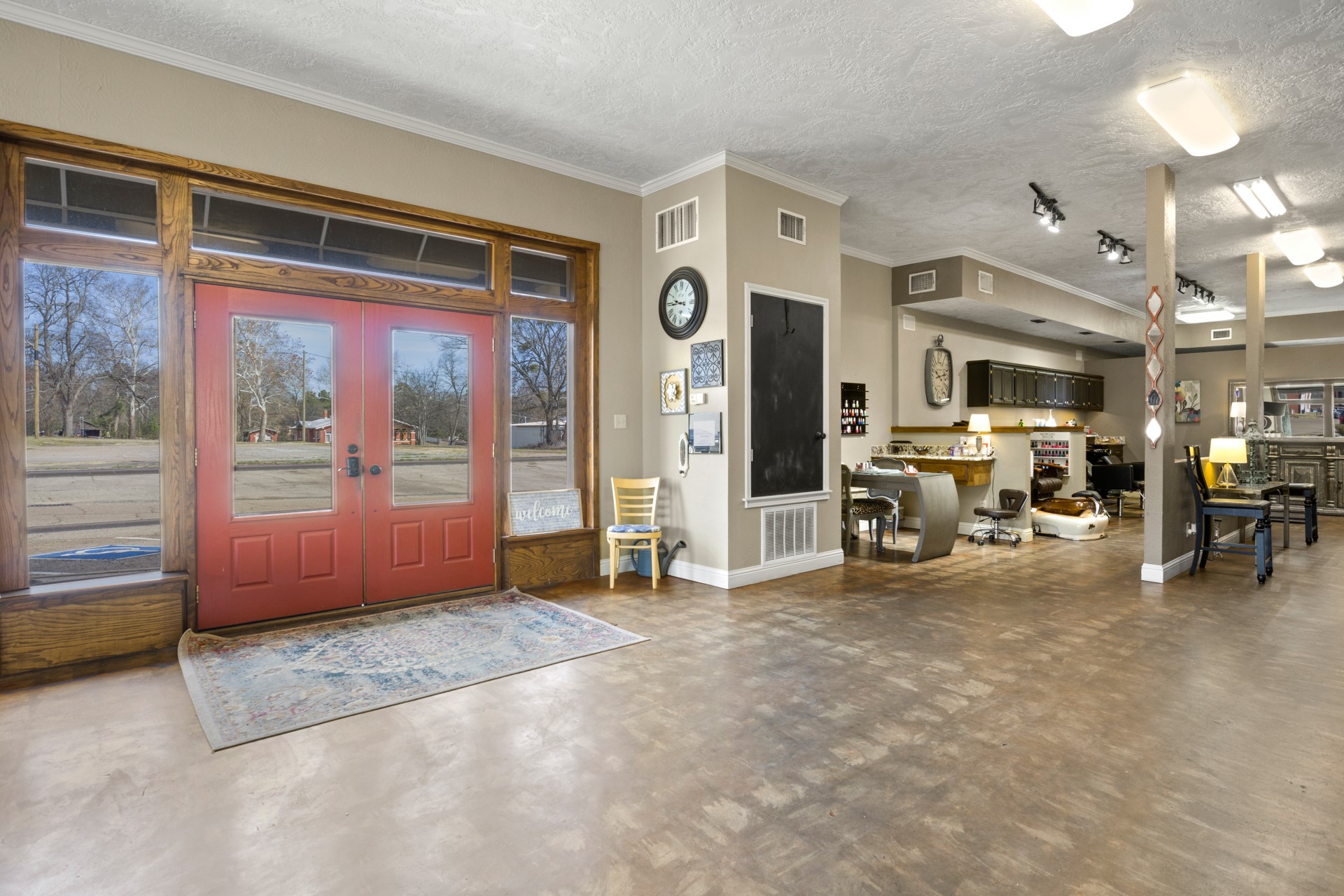 112 N Lamar Street