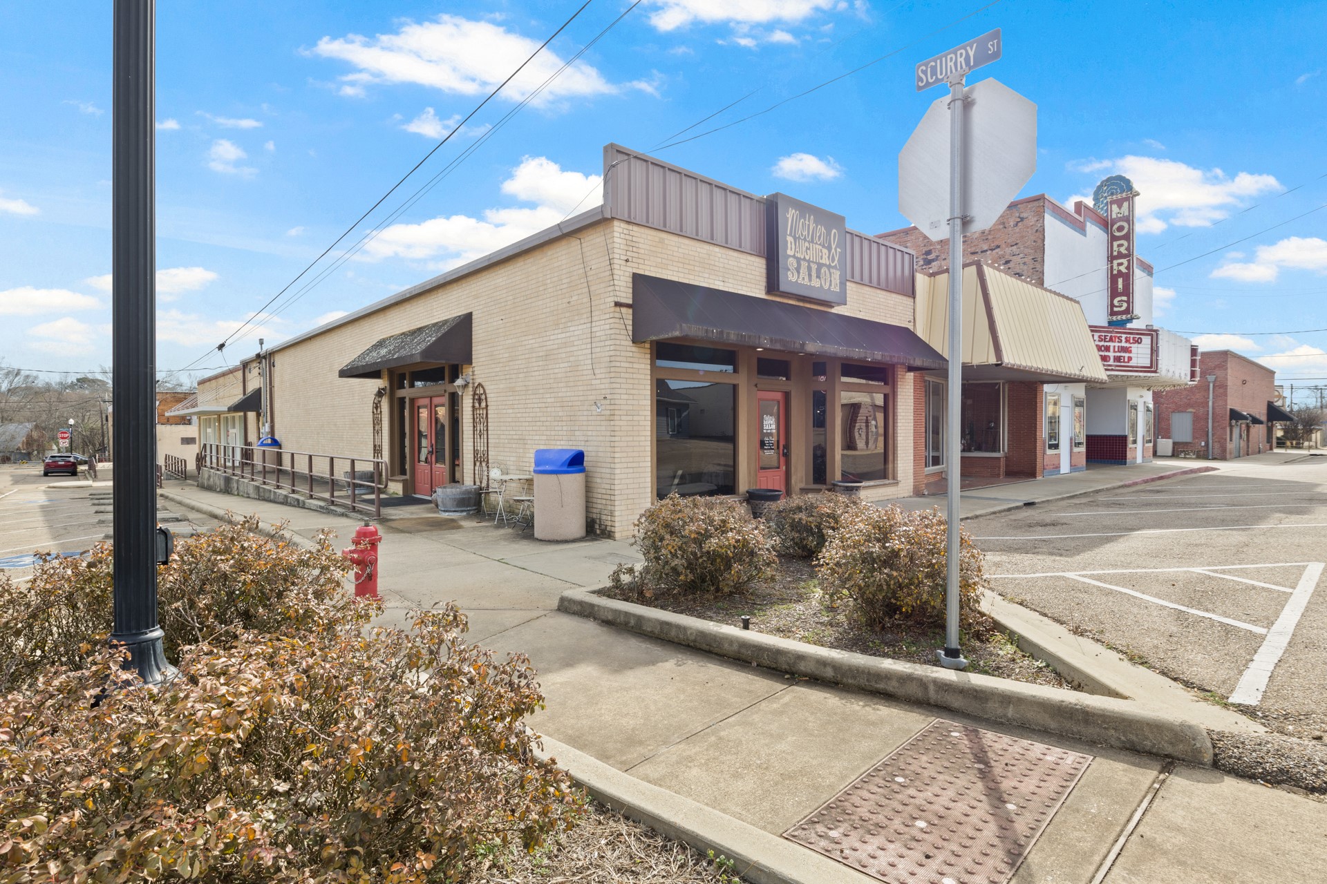 112 N Lamar Street