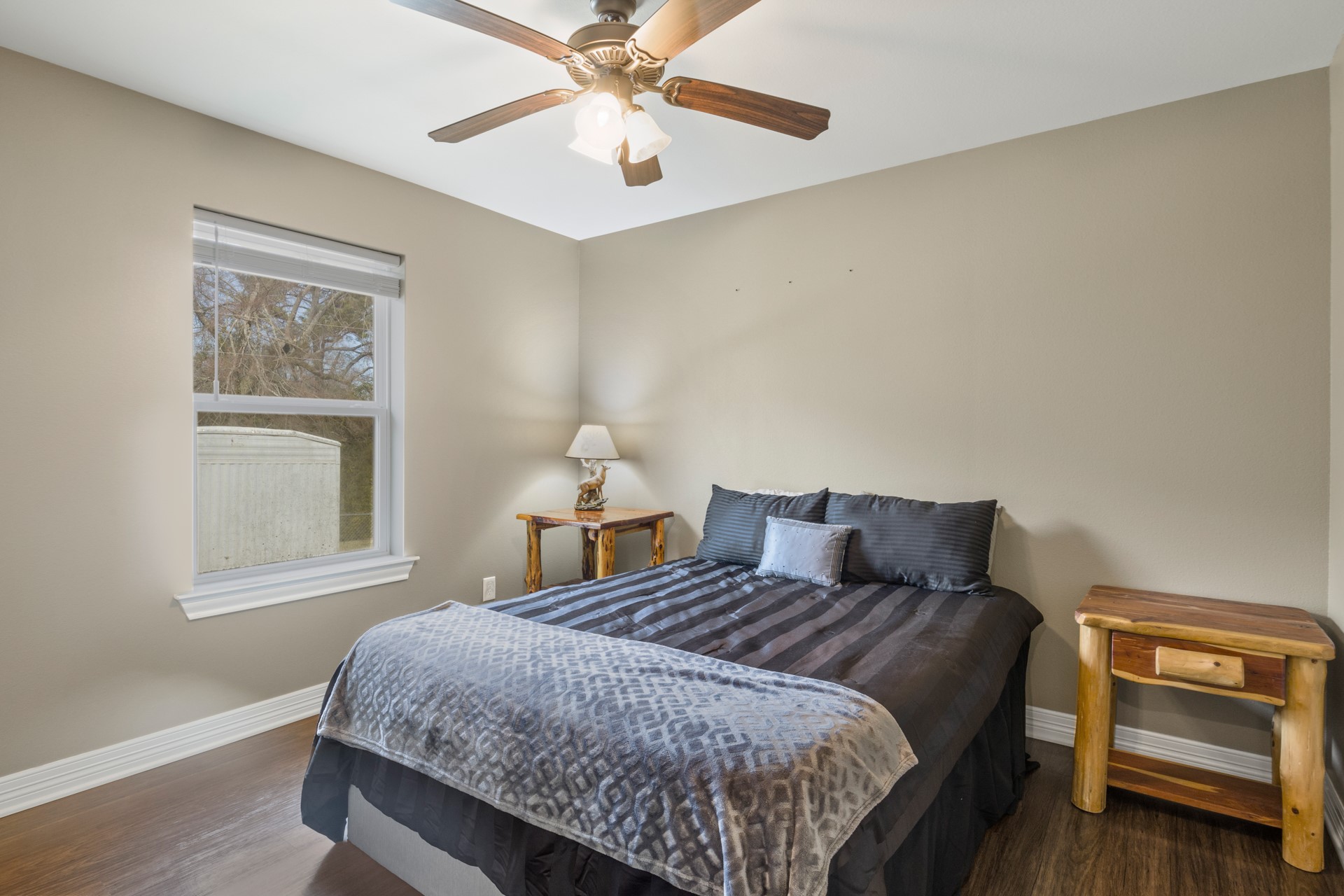 691 COUNTY ROAD 1464