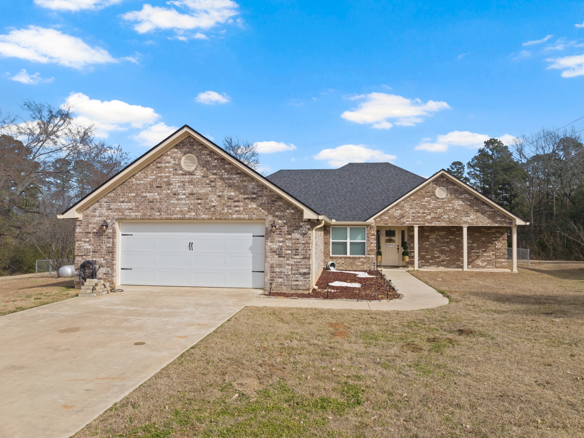 691 COUNTY ROAD 1464
