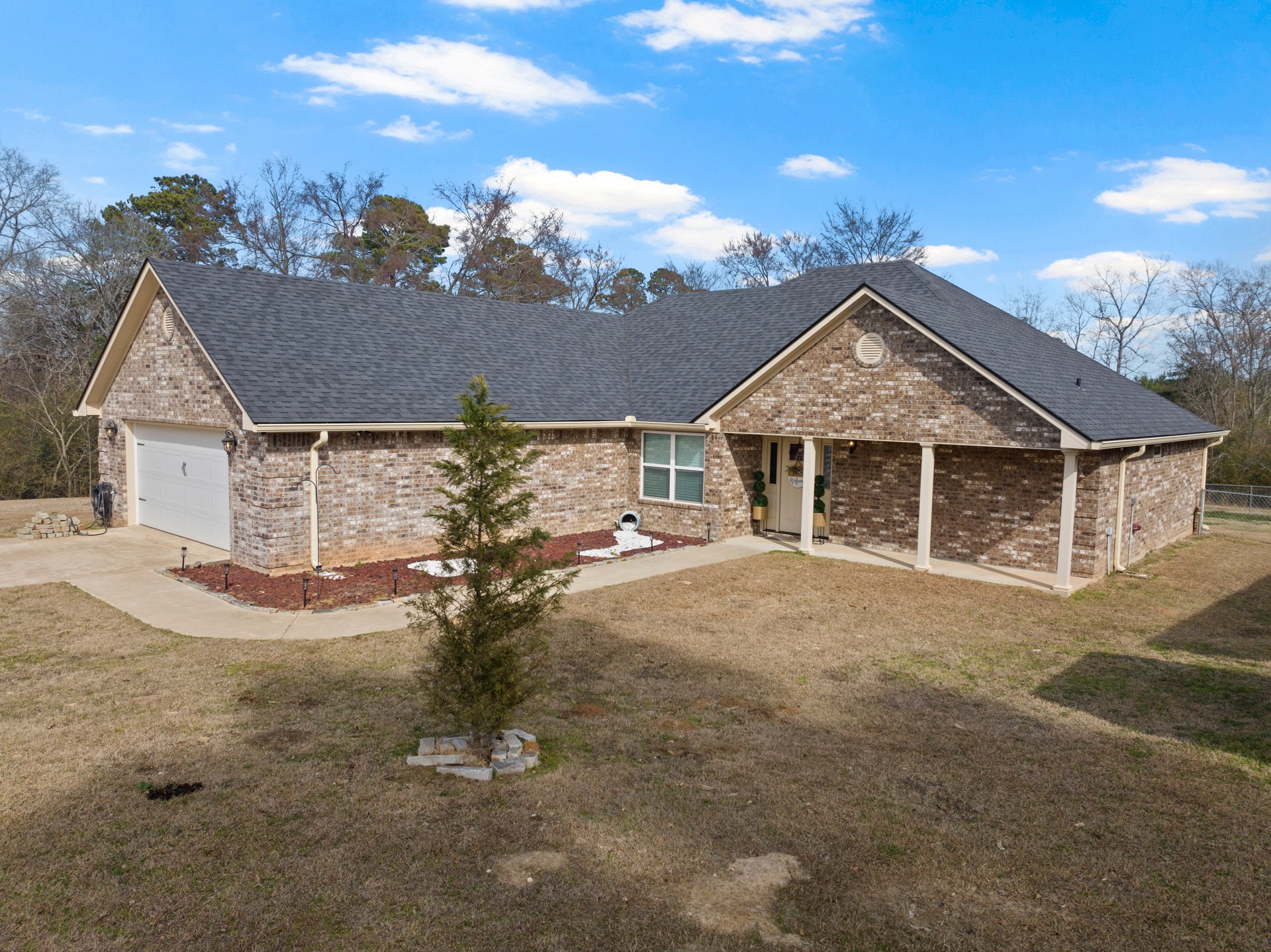 691 COUNTY ROAD 1464