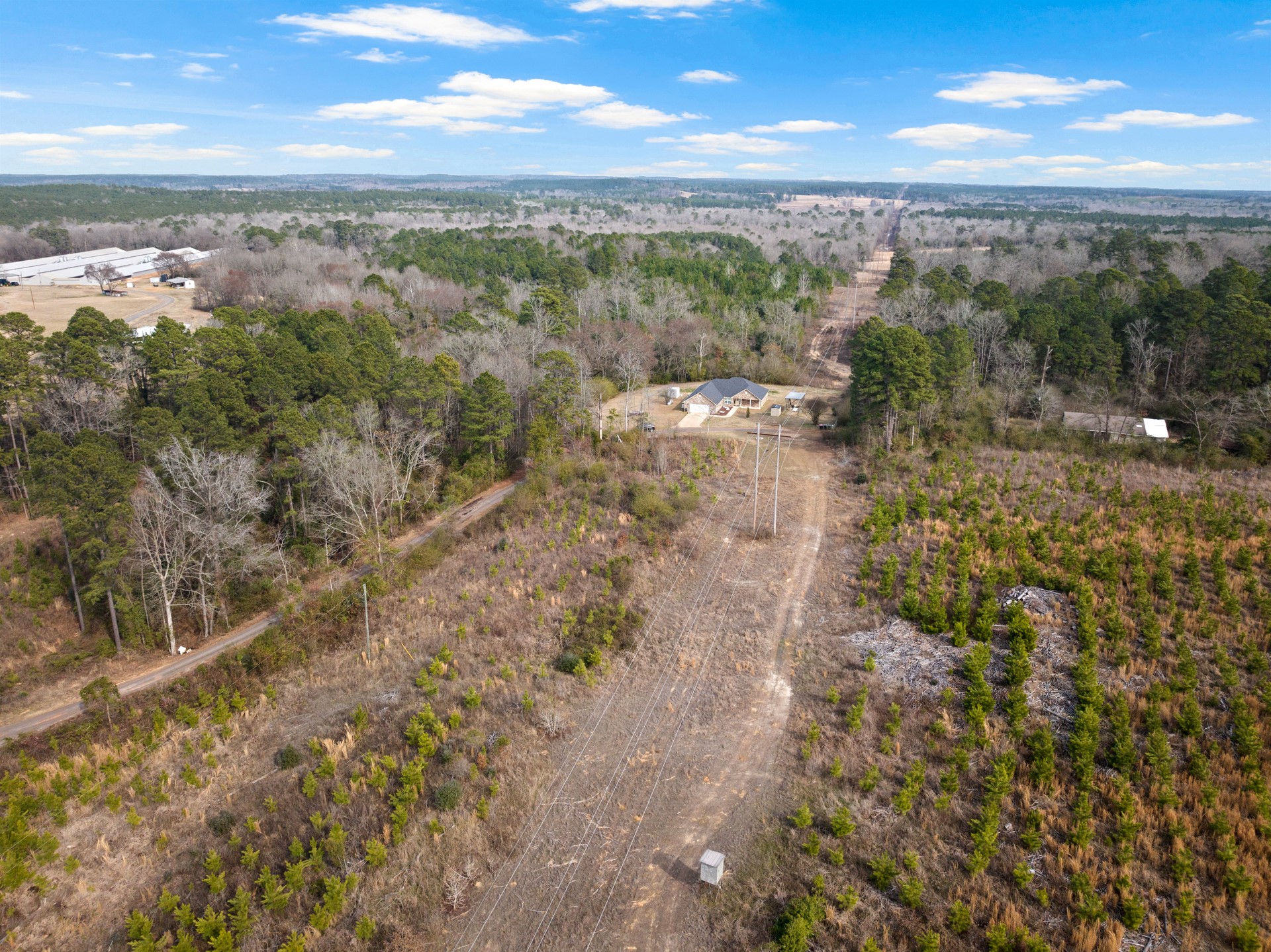 691 COUNTY ROAD 1464