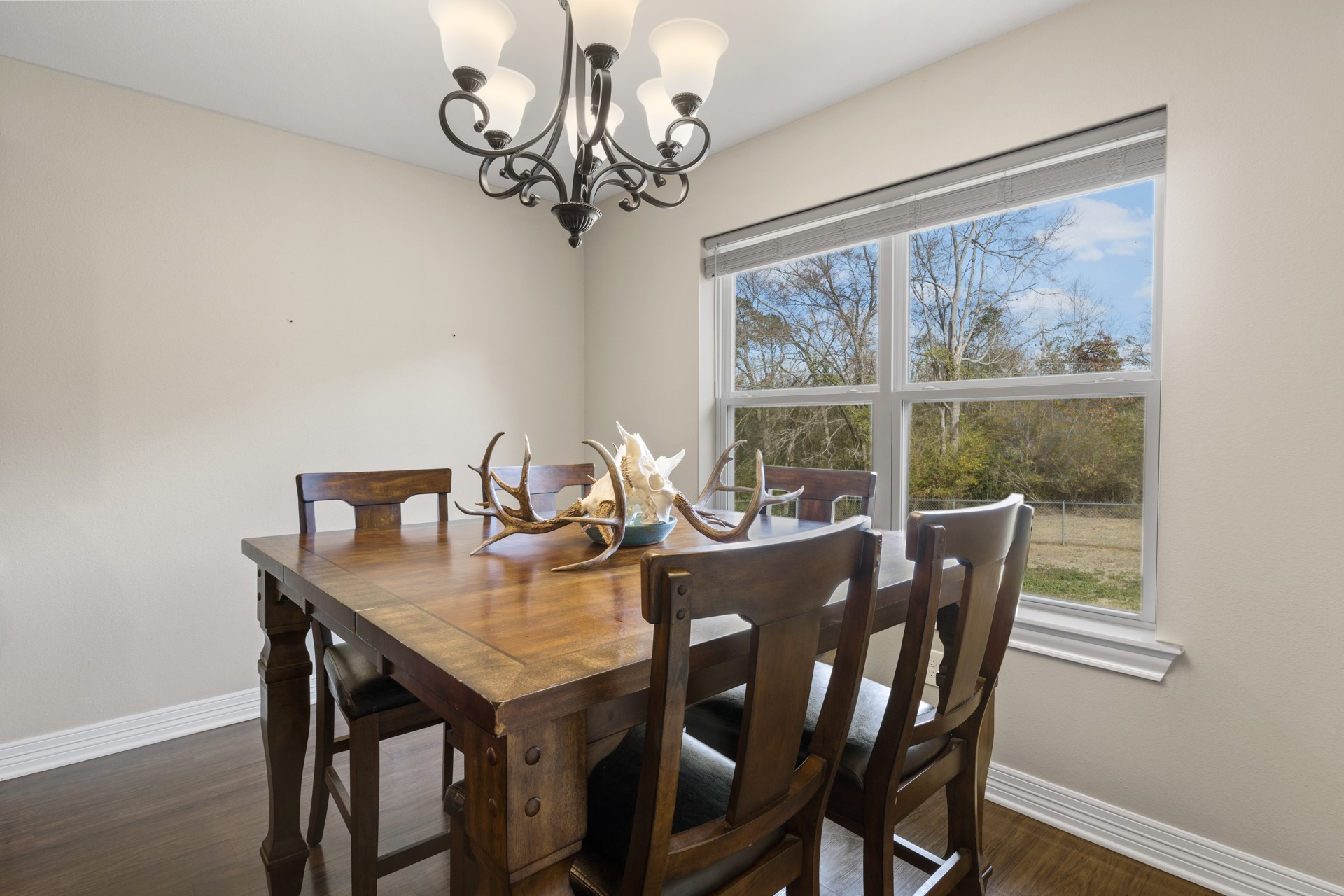 691 COUNTY ROAD 1464