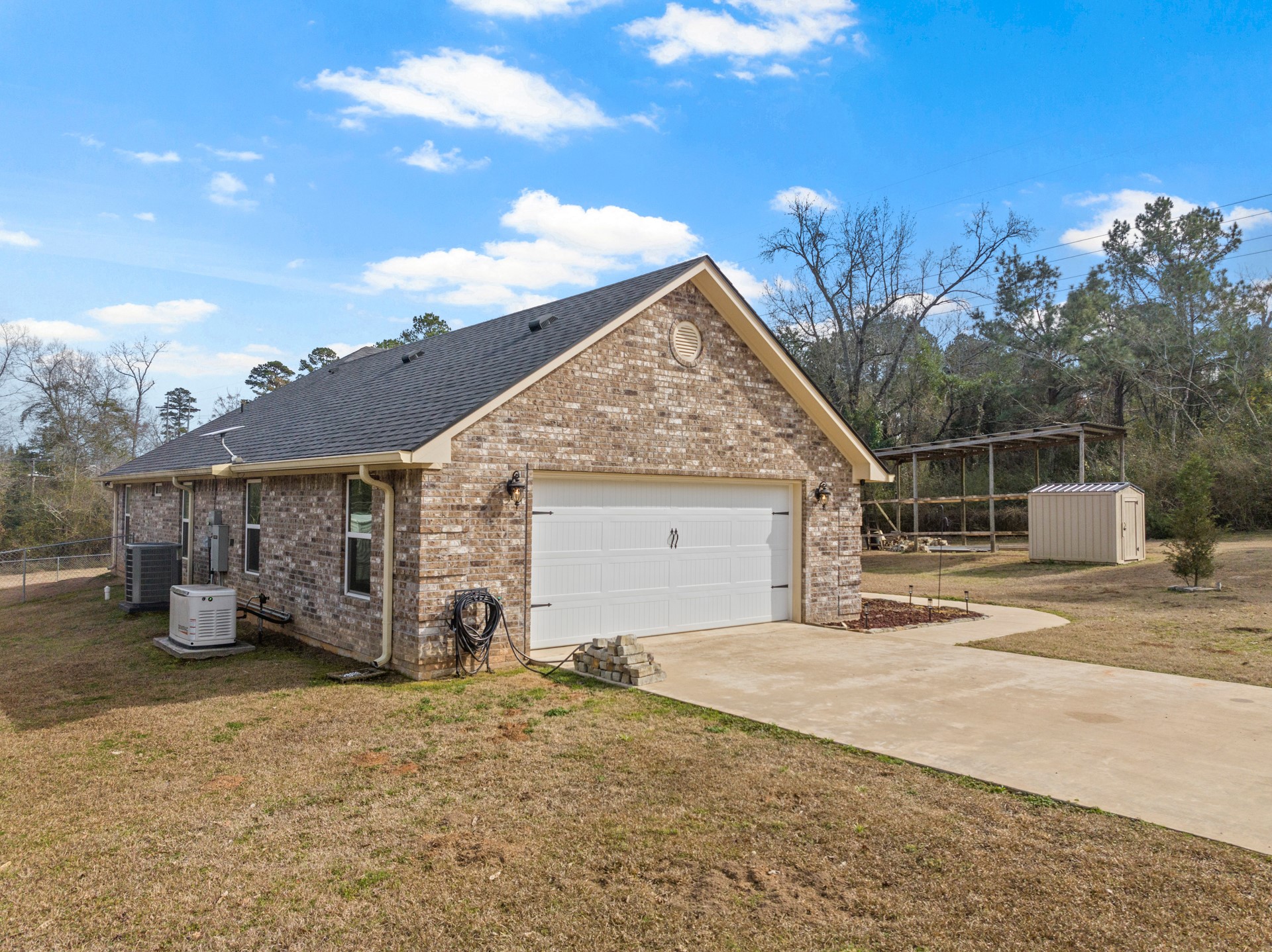 691 COUNTY ROAD 1464