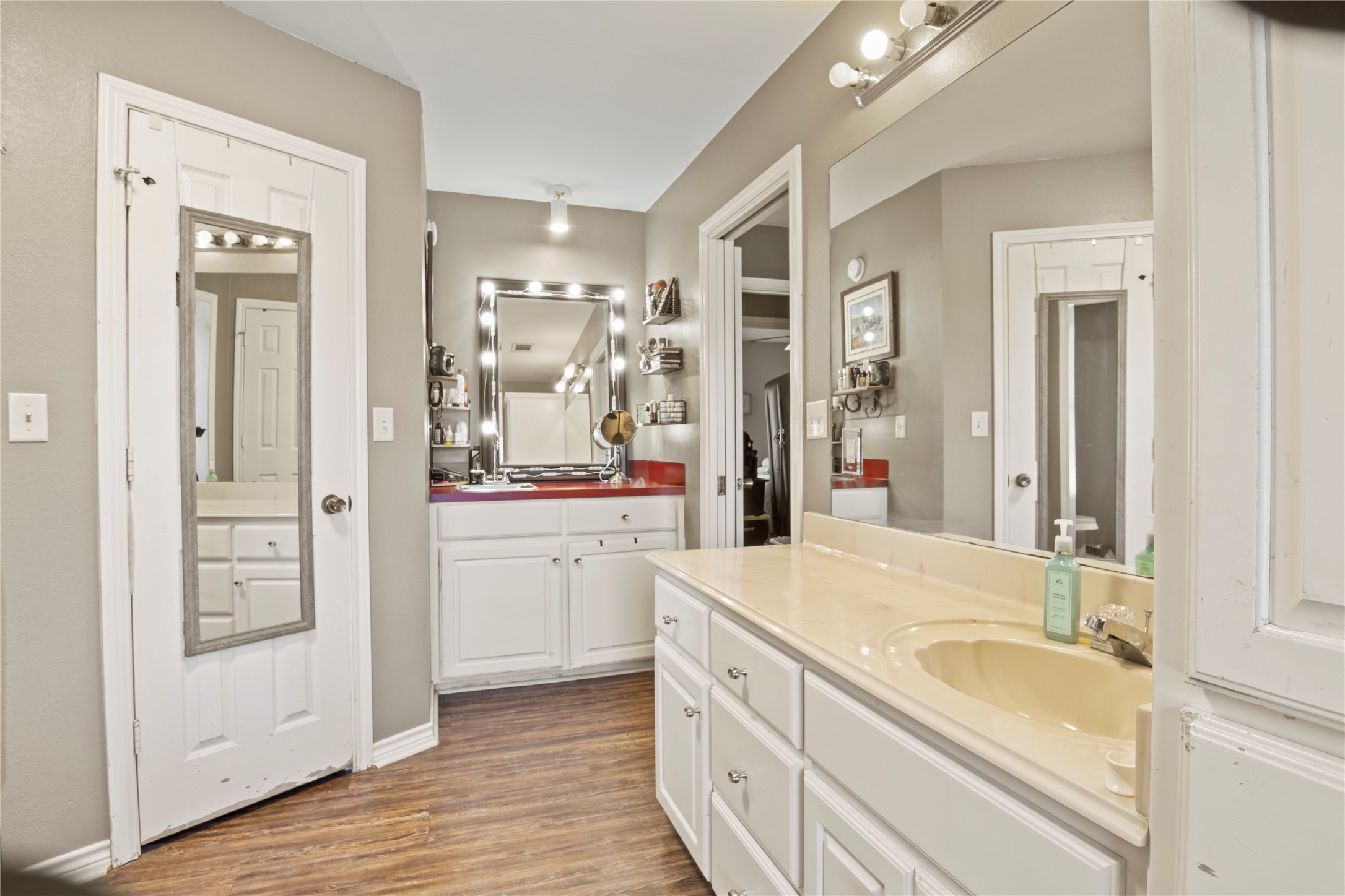 290 County Road 2220