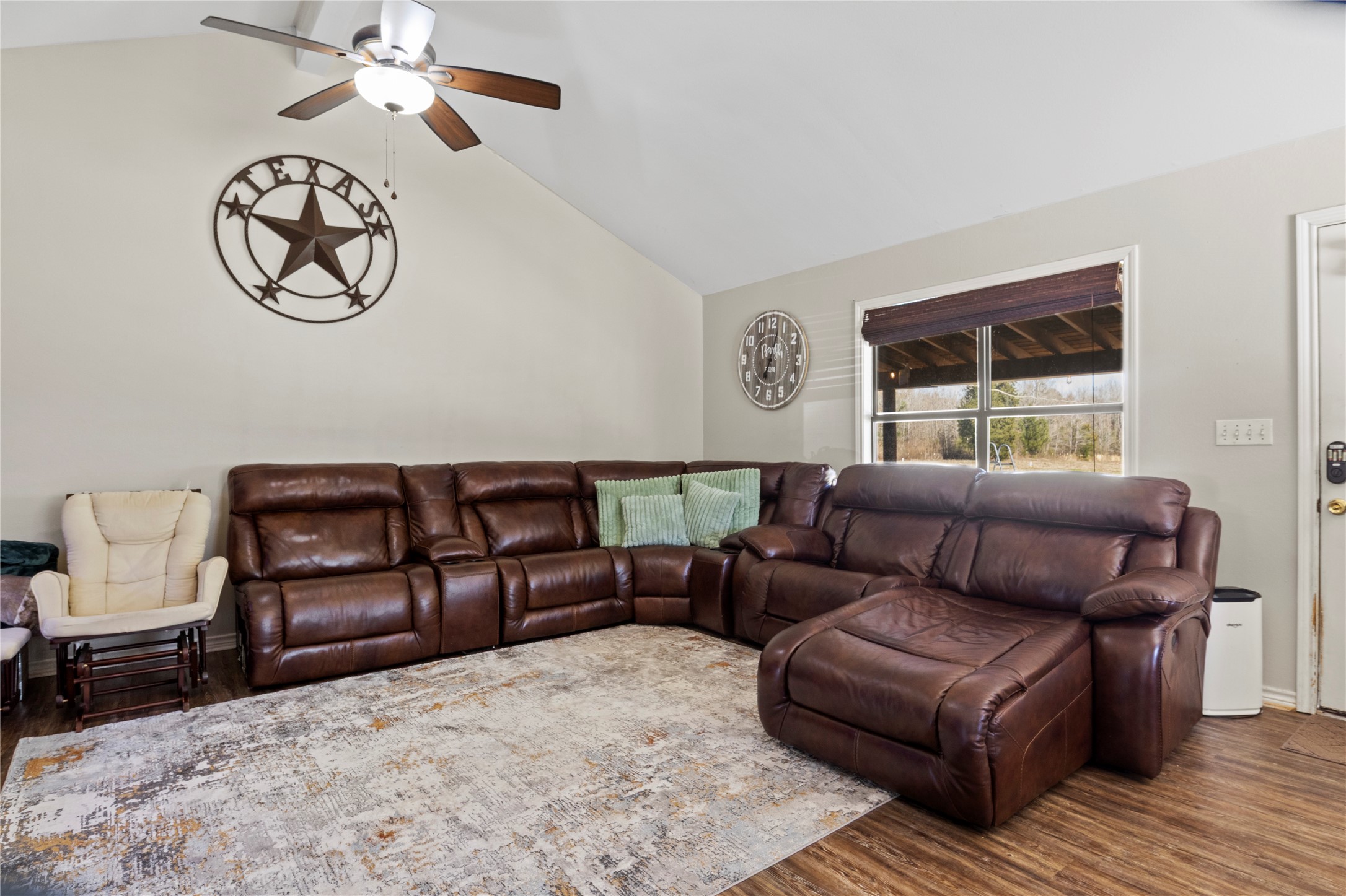 290 County Road 2220