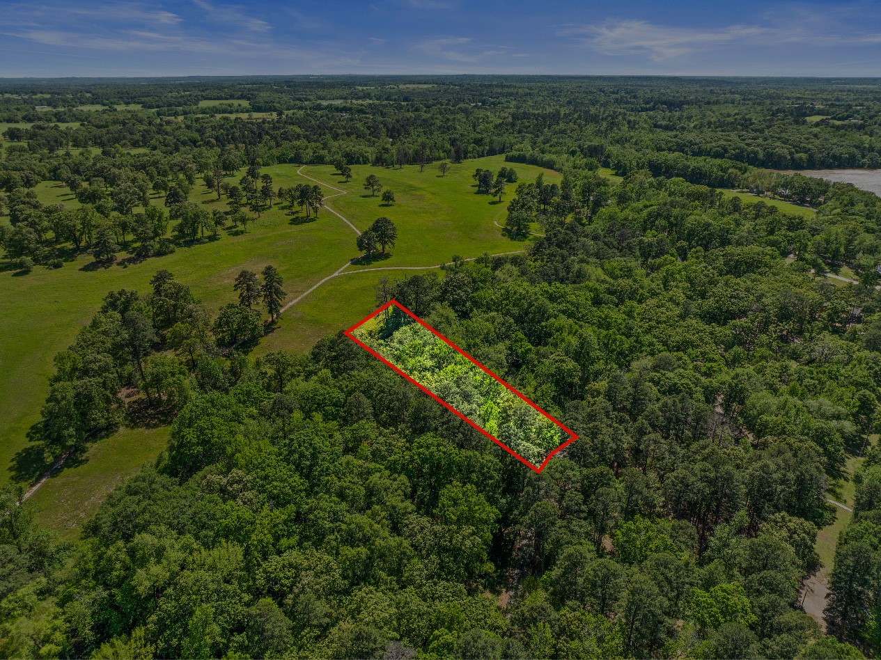 Lot 18 Country Club Road